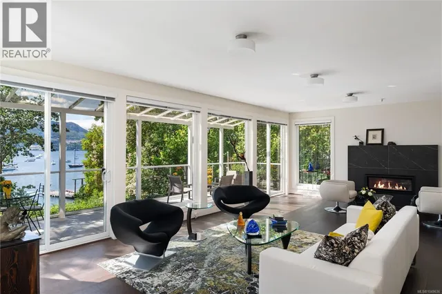 7090 BRENTWOOD DRIVE, Central Saanich 5
