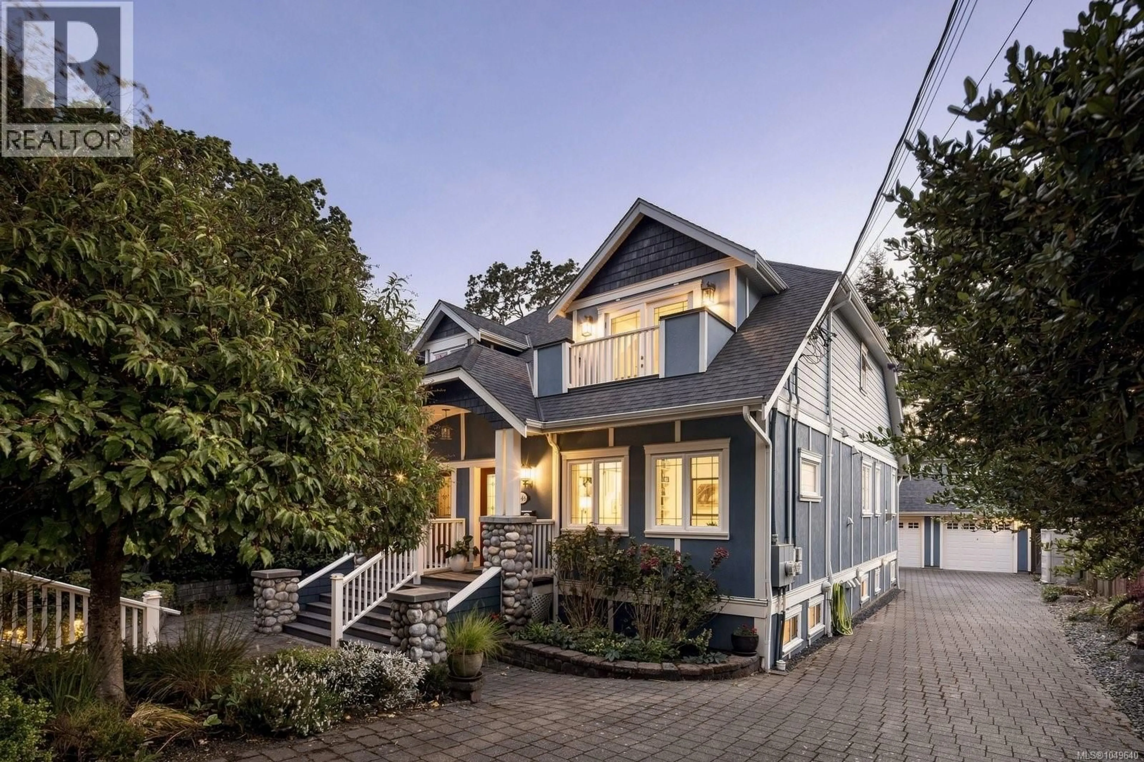 Unknown for 1046 DAVIE STREET, Victoria British Columbia V8S4E3