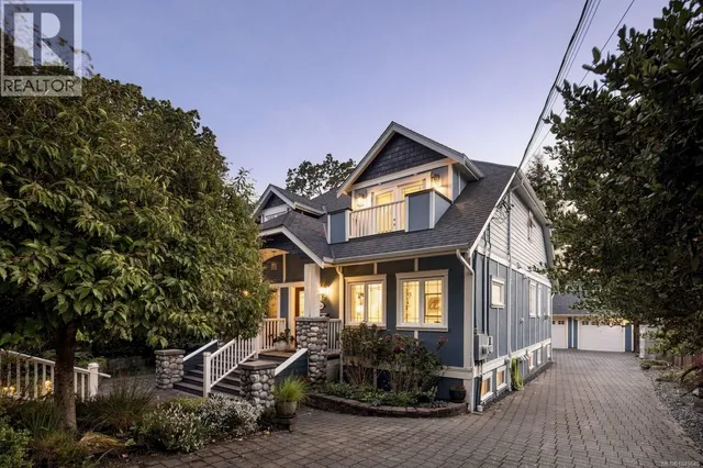 1046 DAVIE STREET, Victoria 1