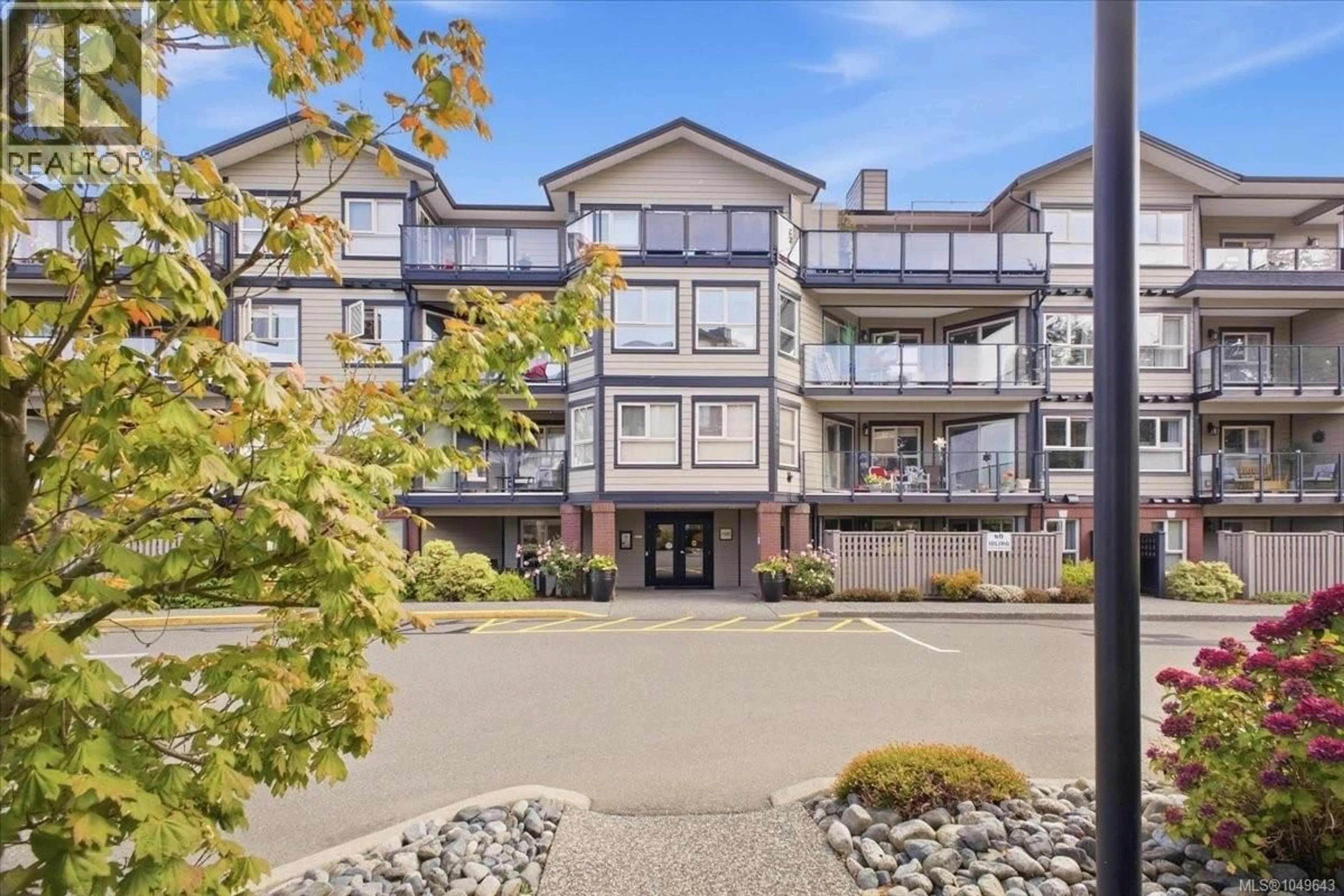 Patio, unknown for 301 - 6728 DICKINSON ROAD, Nanaimo British Columbia V9V1T3