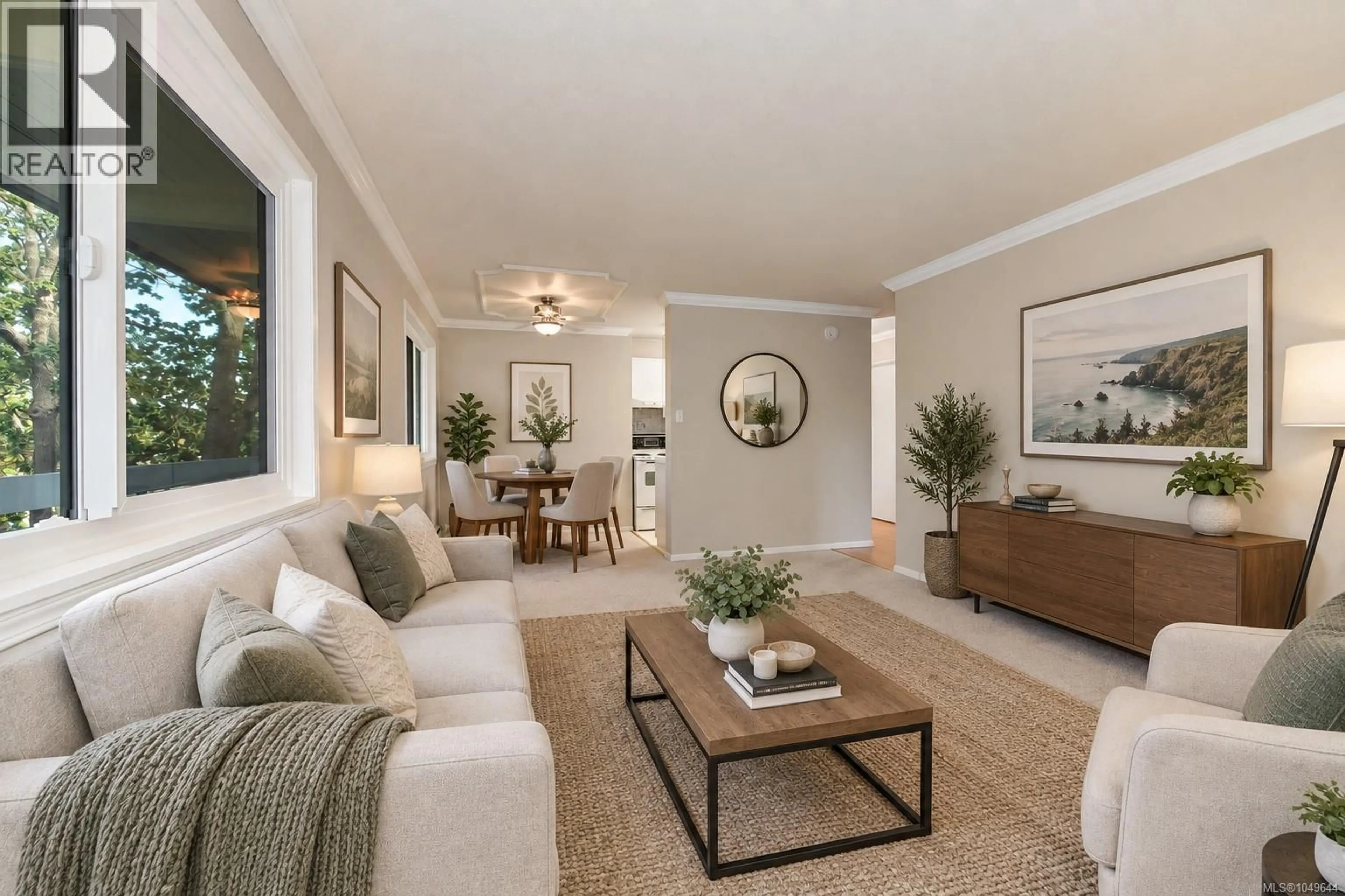 Living room with furniture, unknown for 301 - 2095 OAK BAY AVENUE, Oak Bay British Columbia V8R1E6