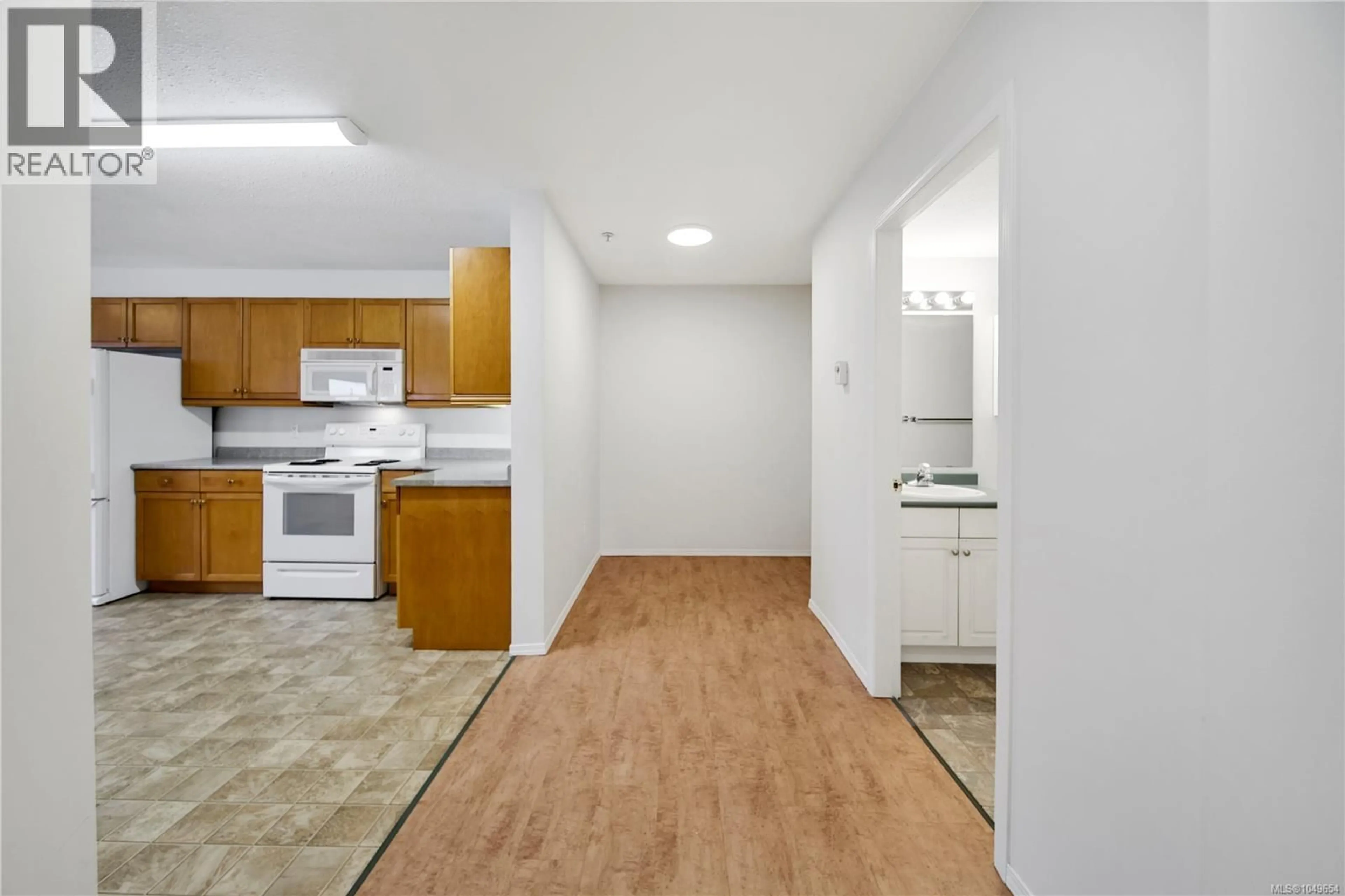 Standard kitchen, unknown for 307 - 2825 3RD AVENUE, Port Alberni British Columbia V9Y2A9