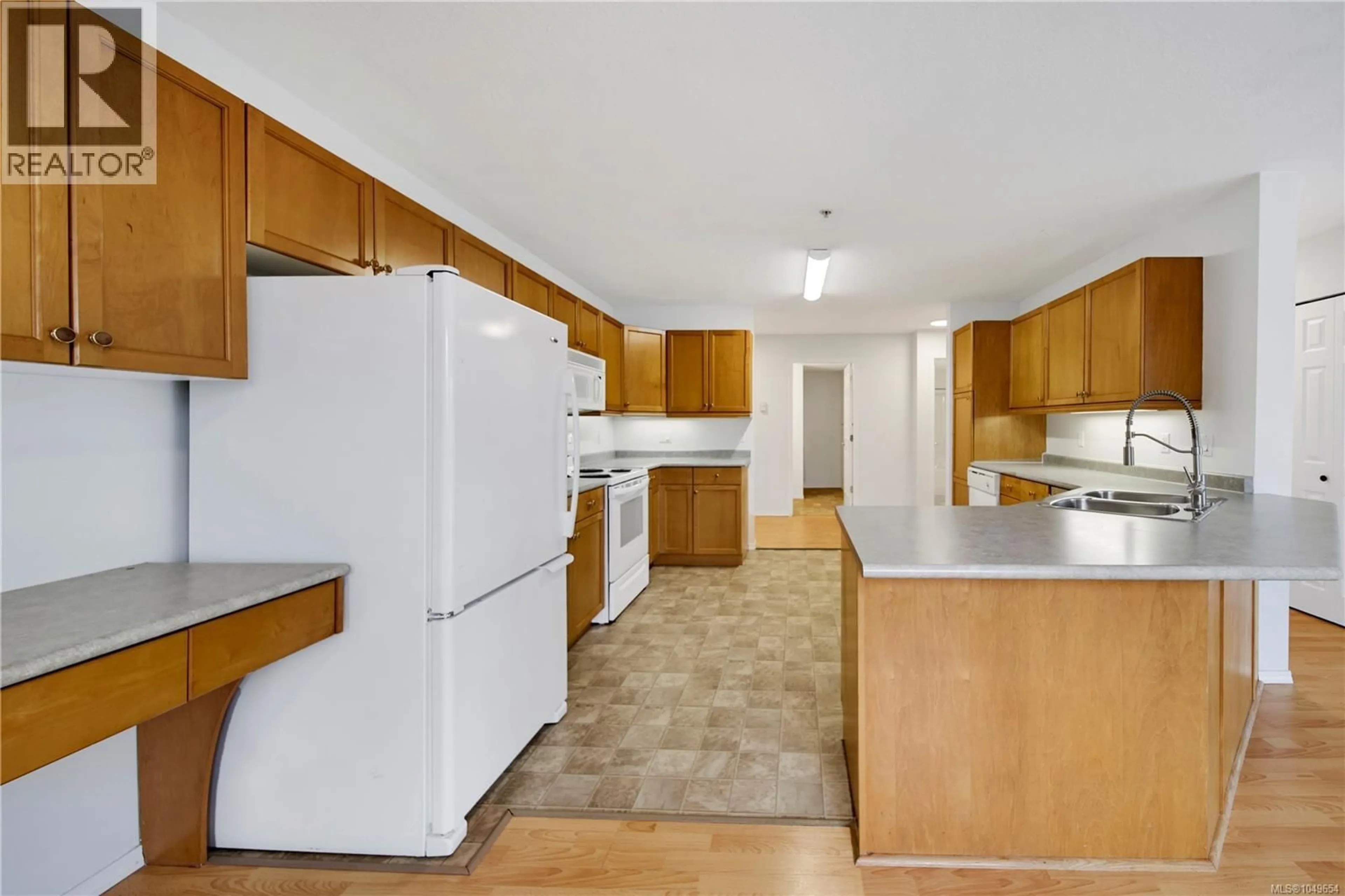 Standard kitchen, unknown for 307 - 2825 3RD AVENUE, Port Alberni British Columbia V9Y2A9