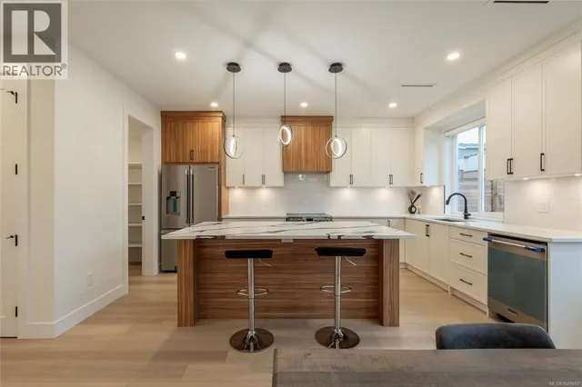 2346 SWALLOW PLACE, Langford 4