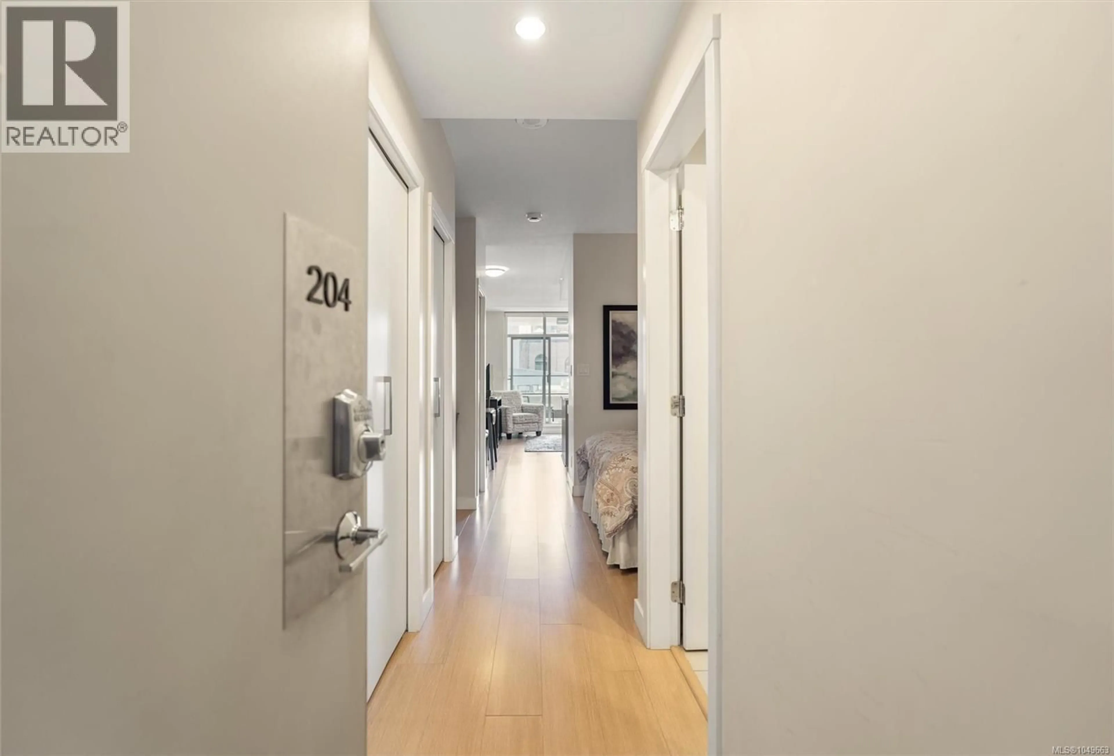 Indoor entryway for 204 - 728 YATES STREET, Victoria British Columbia V8W1L4