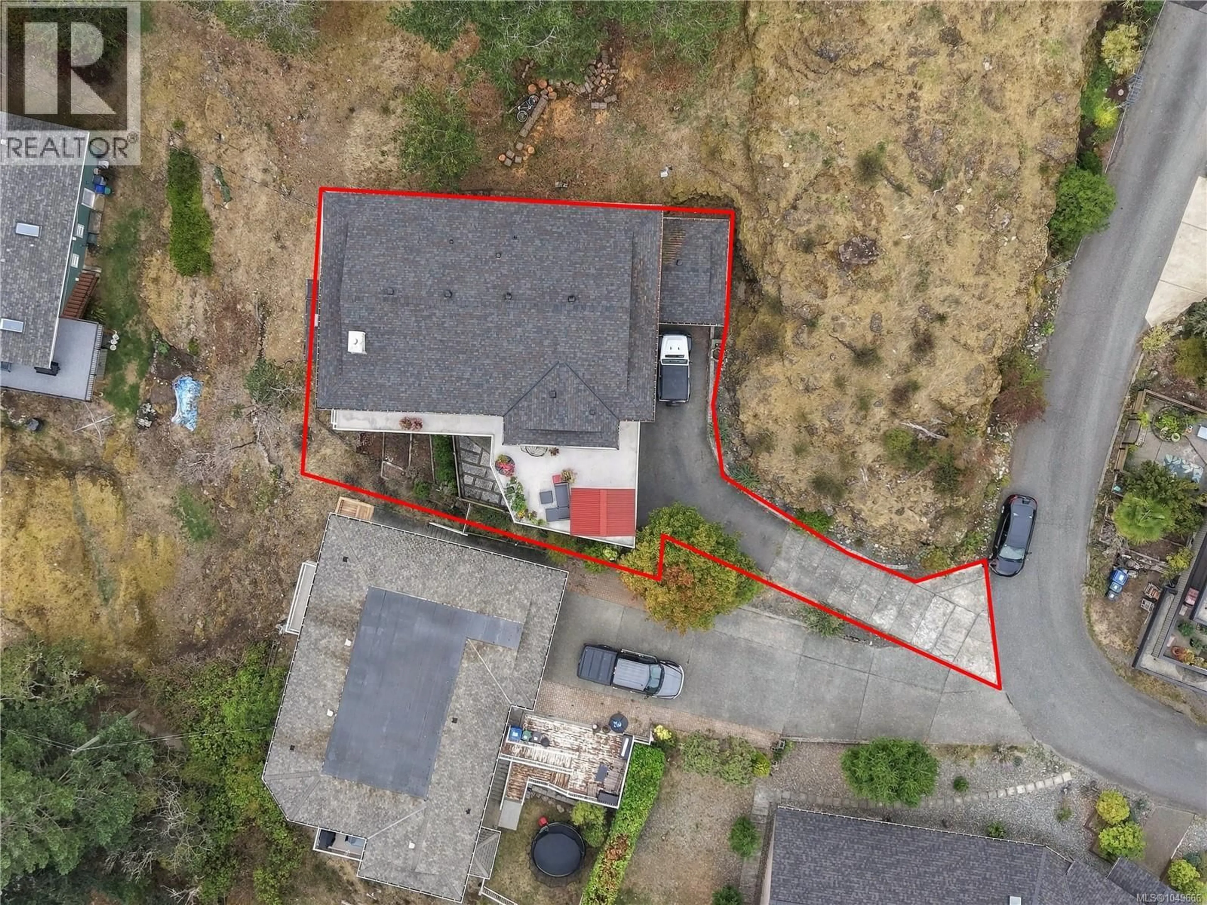 A pic from outside/outdoor area/front of a property/back of a property/a pic from drone, building for 3146 ROBIN HOOD DRIVE, Nanaimo British Columbia V9T1P1
