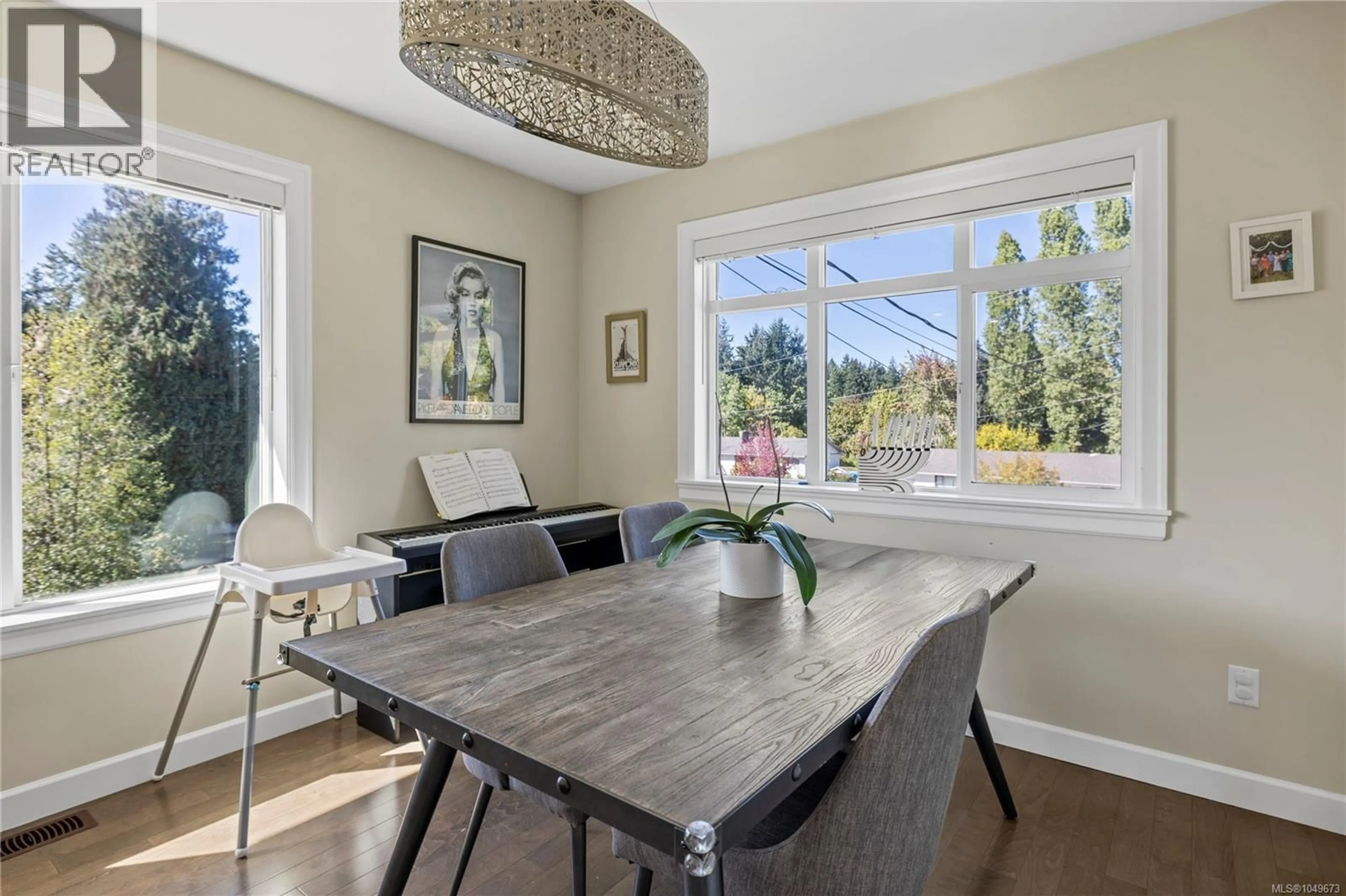 Dining room, unknown for 5702 AMSTERDAM CRESCENT, Nanaimo British Columbia V9T5J4