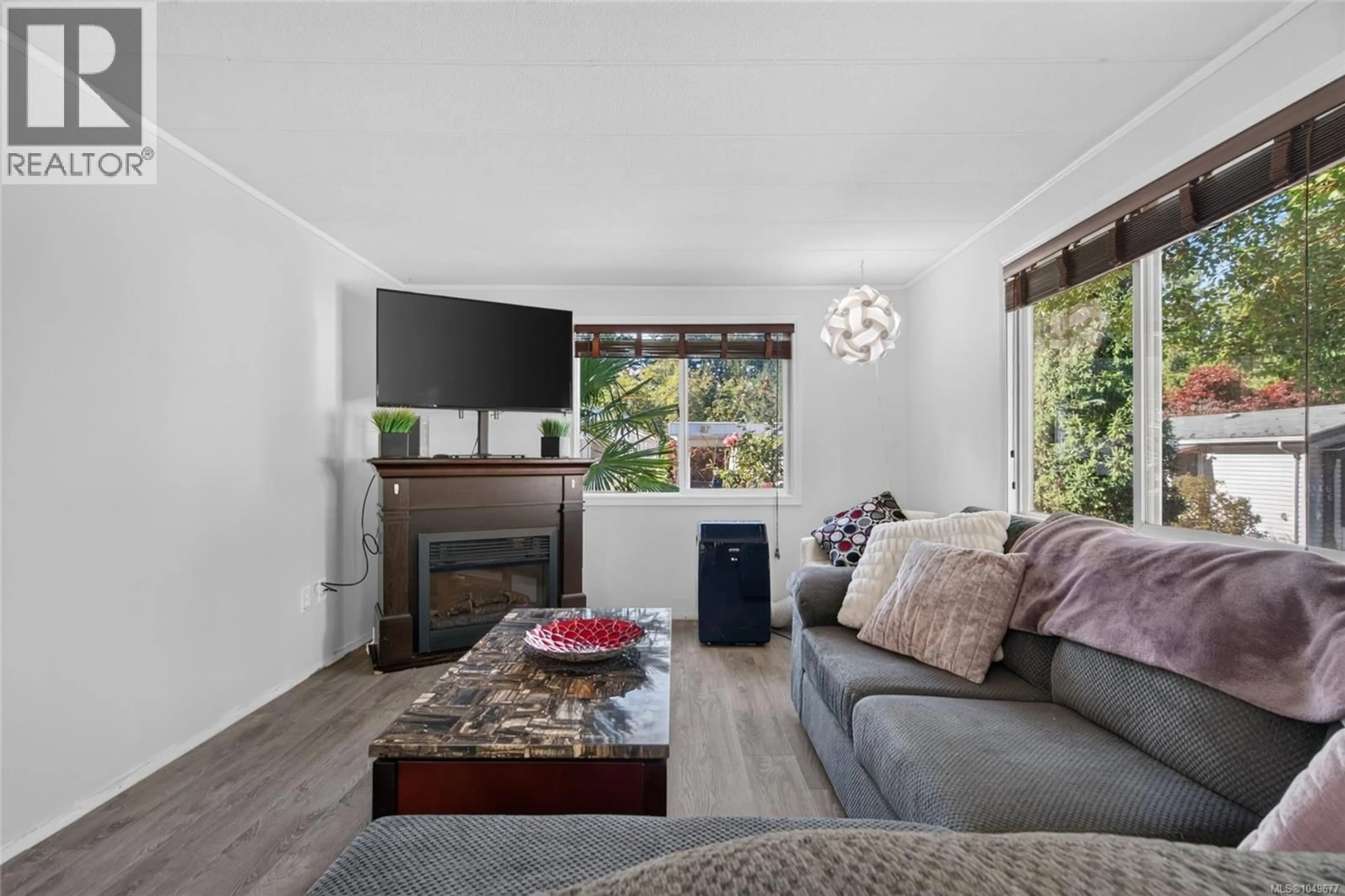 Living room with furniture, unknown for 48 - 2587 SELWYN ROAD, Langford British Columbia V9B4V4