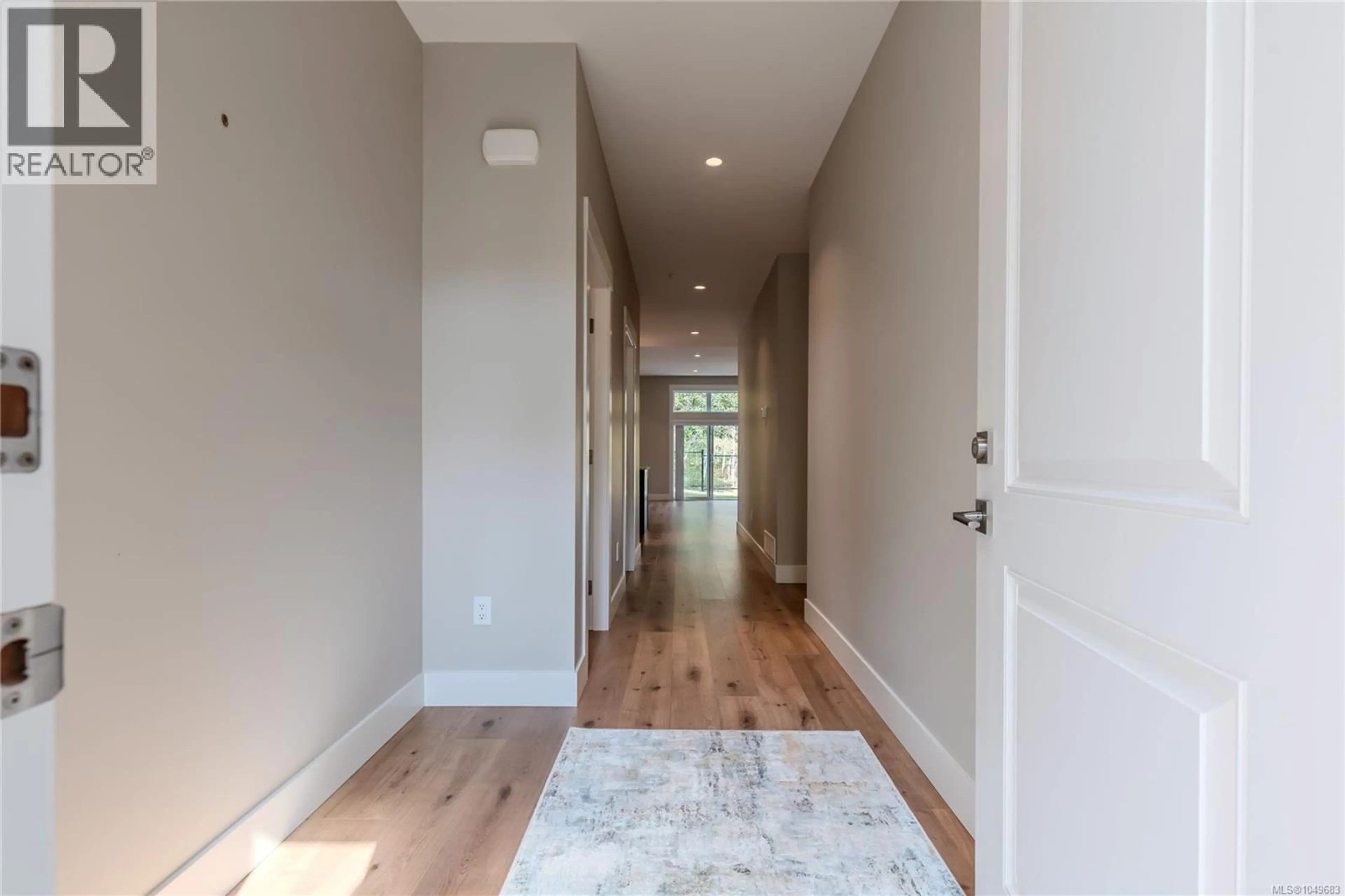 Indoor entryway for 103 - 5644 LINLEY VALLEY DRIVE, Nanaimo British Columbia V9T0K1