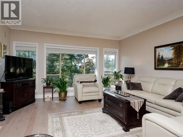 27 - 4305 MALTWOOD LANE, Saanich 4
