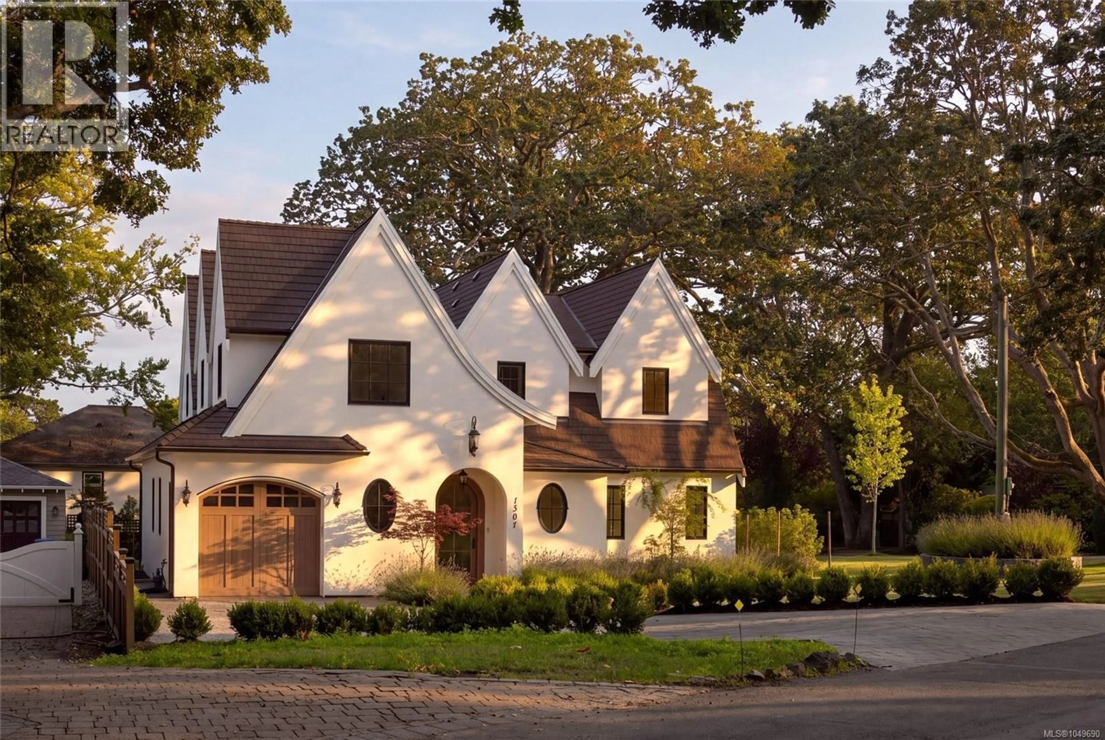 Home with brick exterior material, street for 1307 TRANSIT ROAD, Oak Bay British Columbia V8S5A5