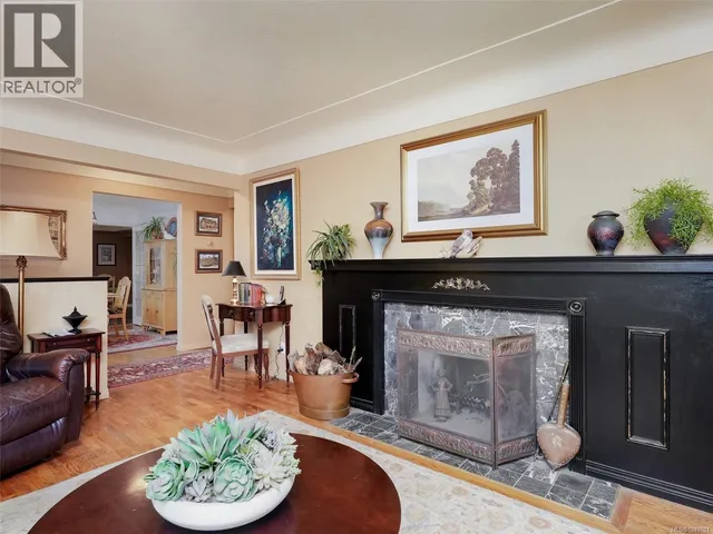 2064 LANSDOWNE ROAD, Oak Bay 5