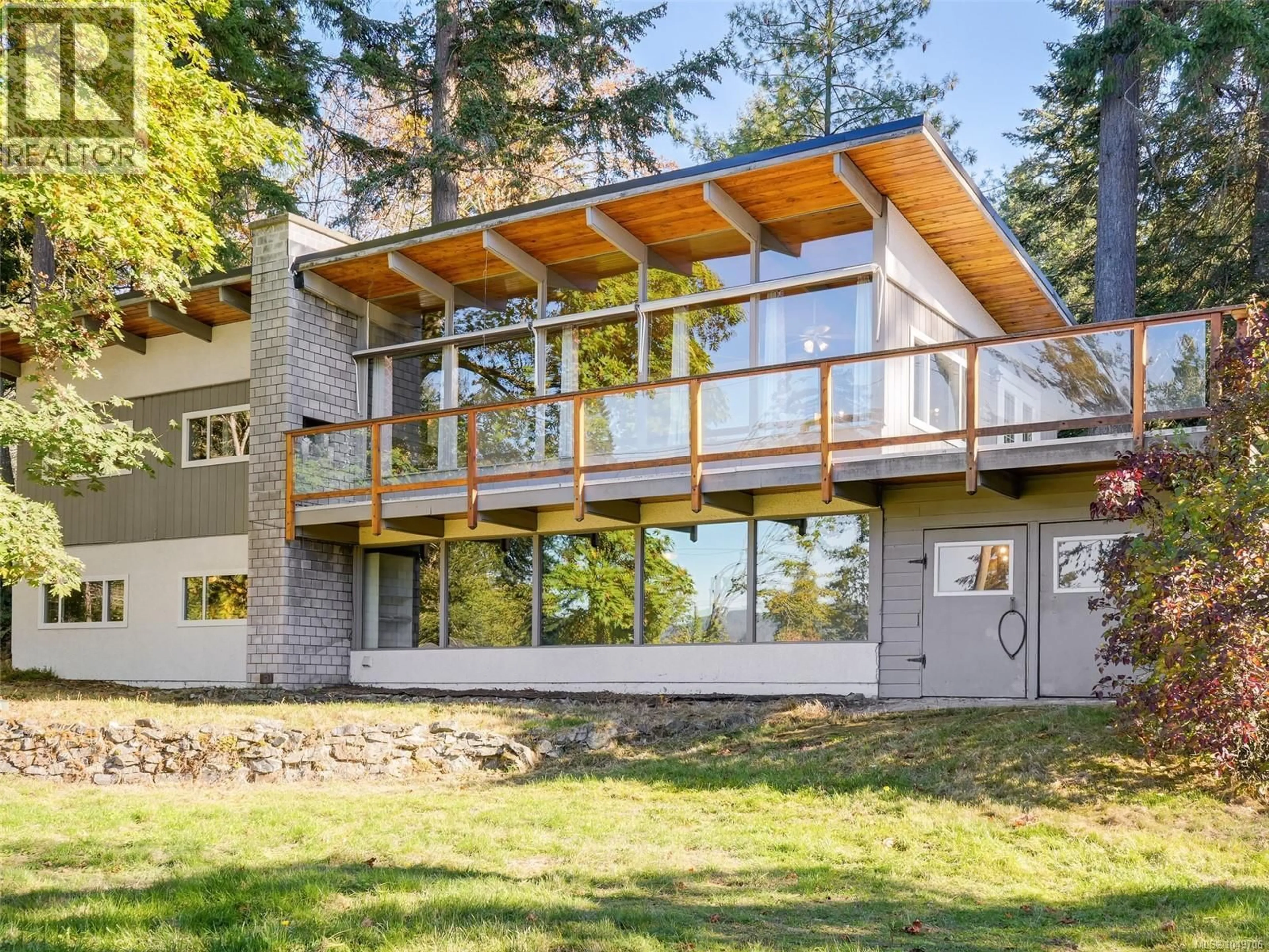 Home with vinyl exterior material, unknown for 1648 GRANT ROAD, Duncan British Columbia V9L5N7