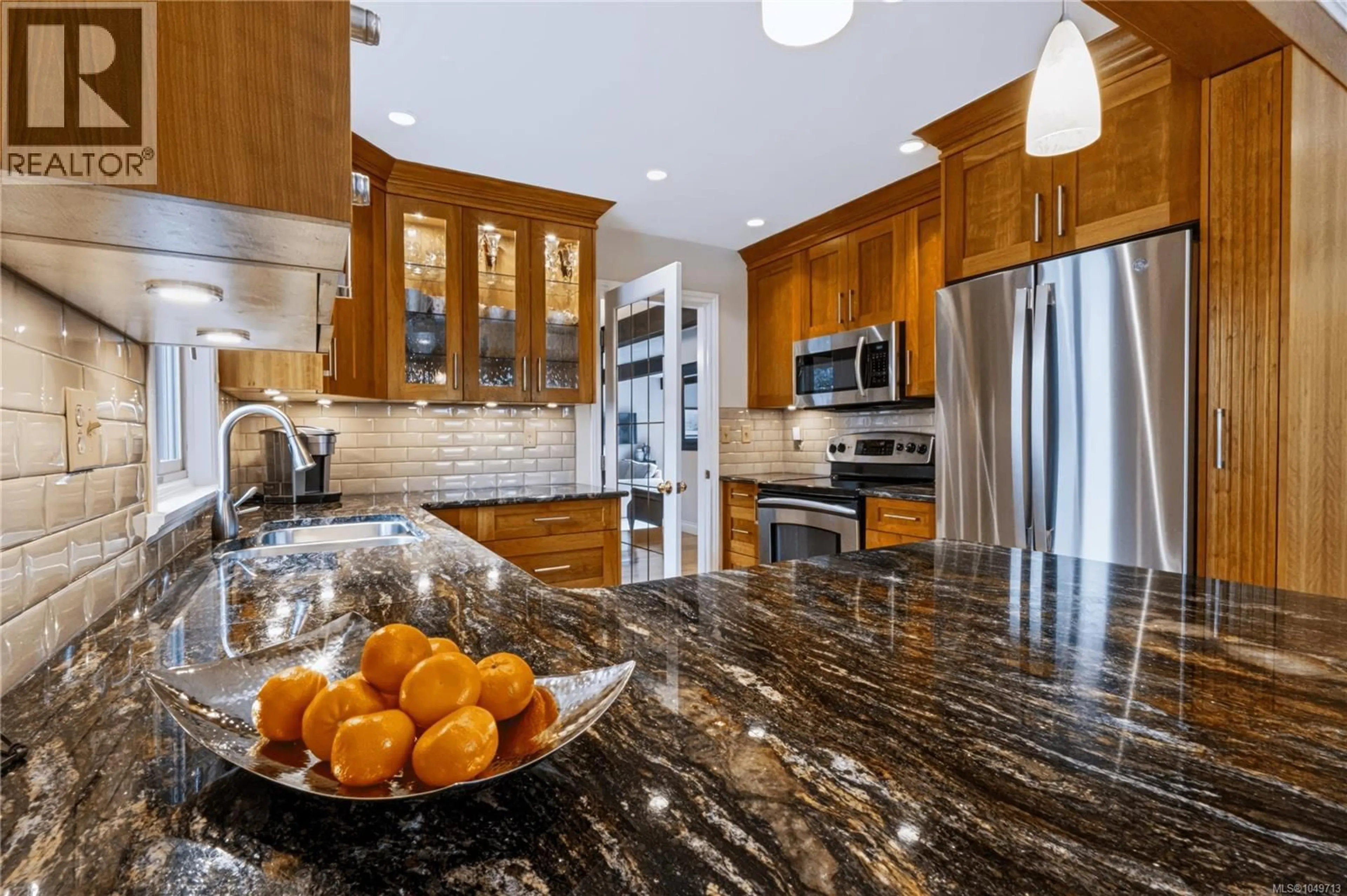 Contemporary kitchen, ceramic/tile floor for 1658 BROUSSON DRIVE, Saanich British Columbia V8N5S2