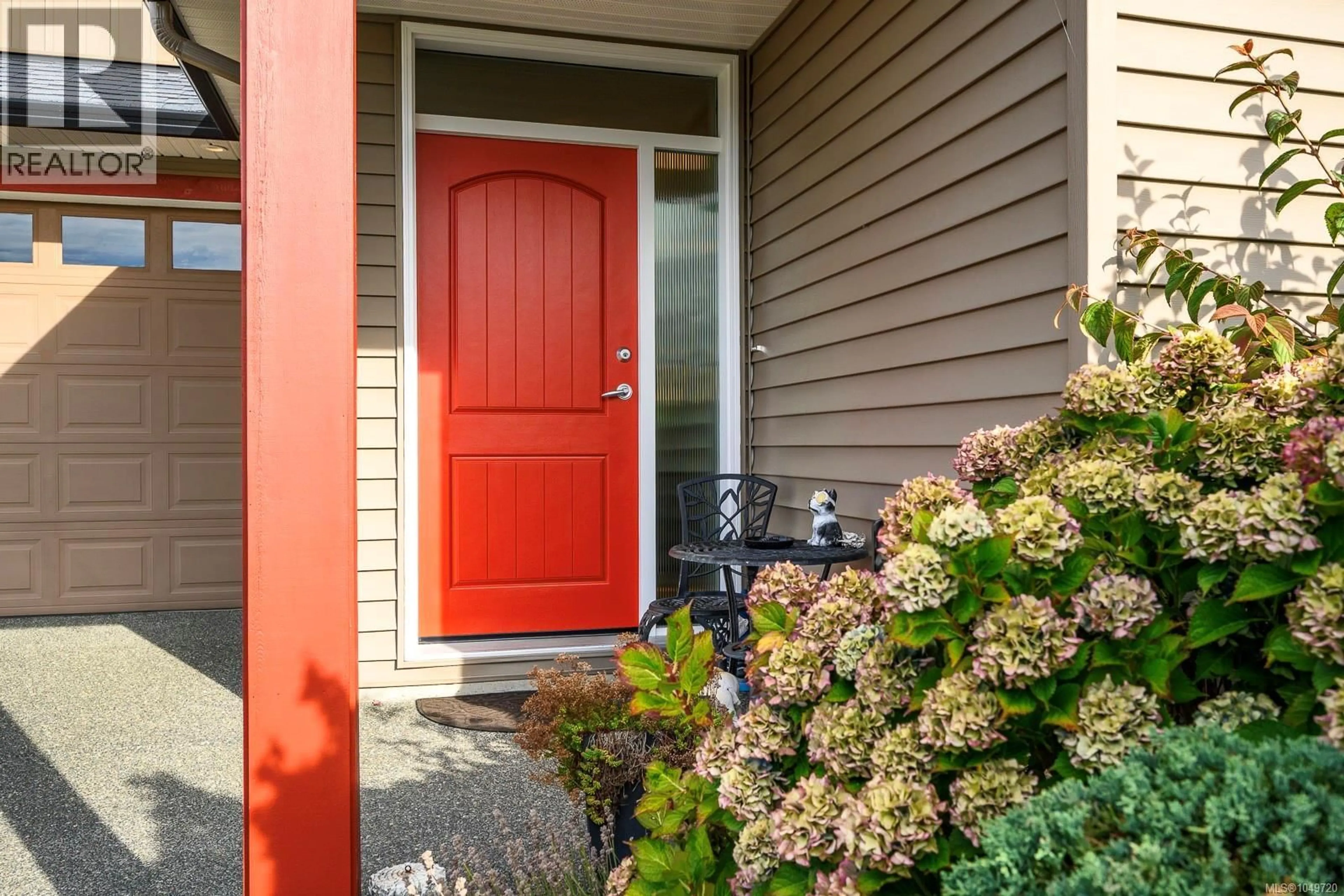Indoor entryway for 2462 CANUCK PLACE, Comox British Columbia V9M0A9