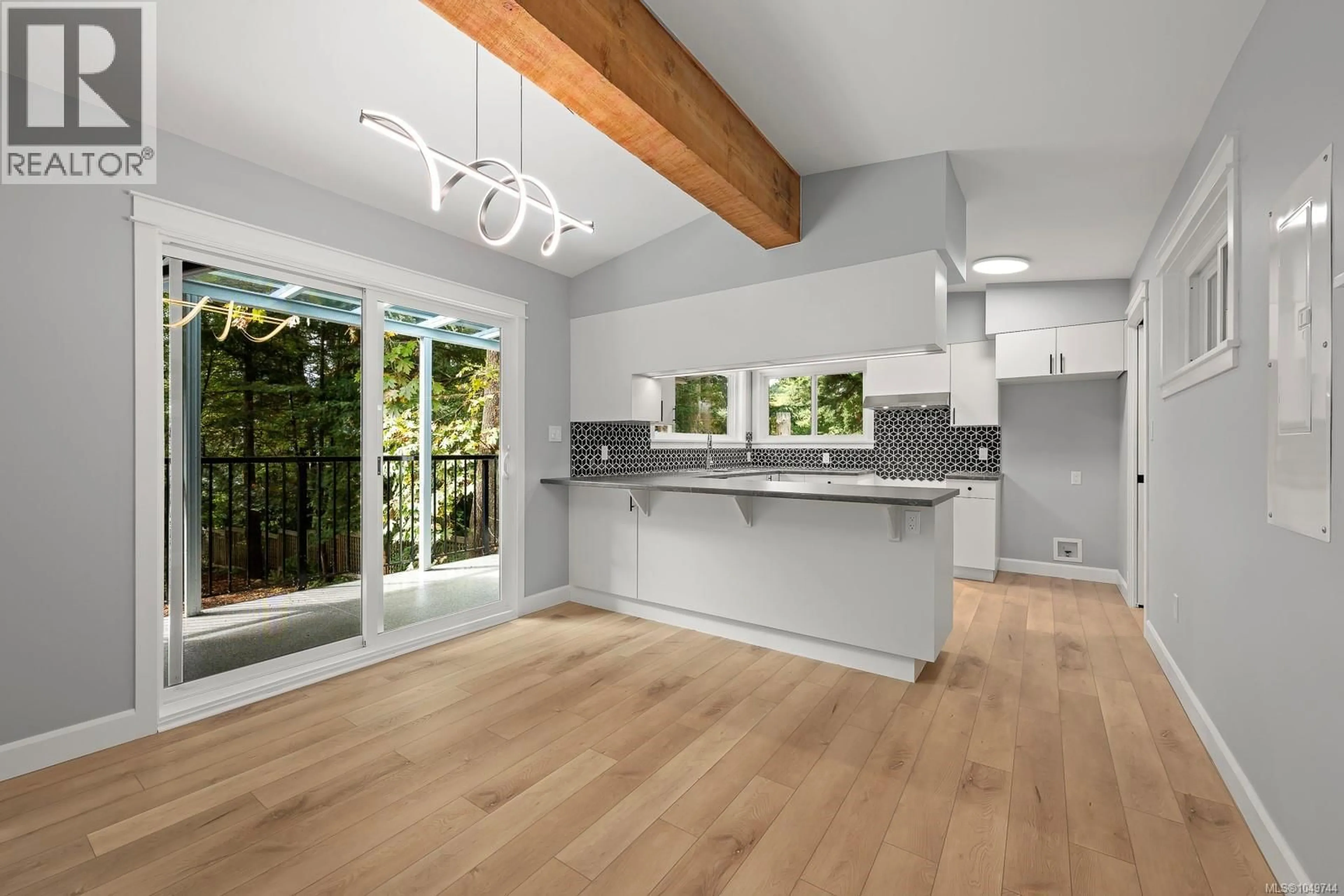 Open concept kitchen, wood/laminate floor for 245 GLACIER VIEW DRIVE, Comox British Columbia V9M1G6