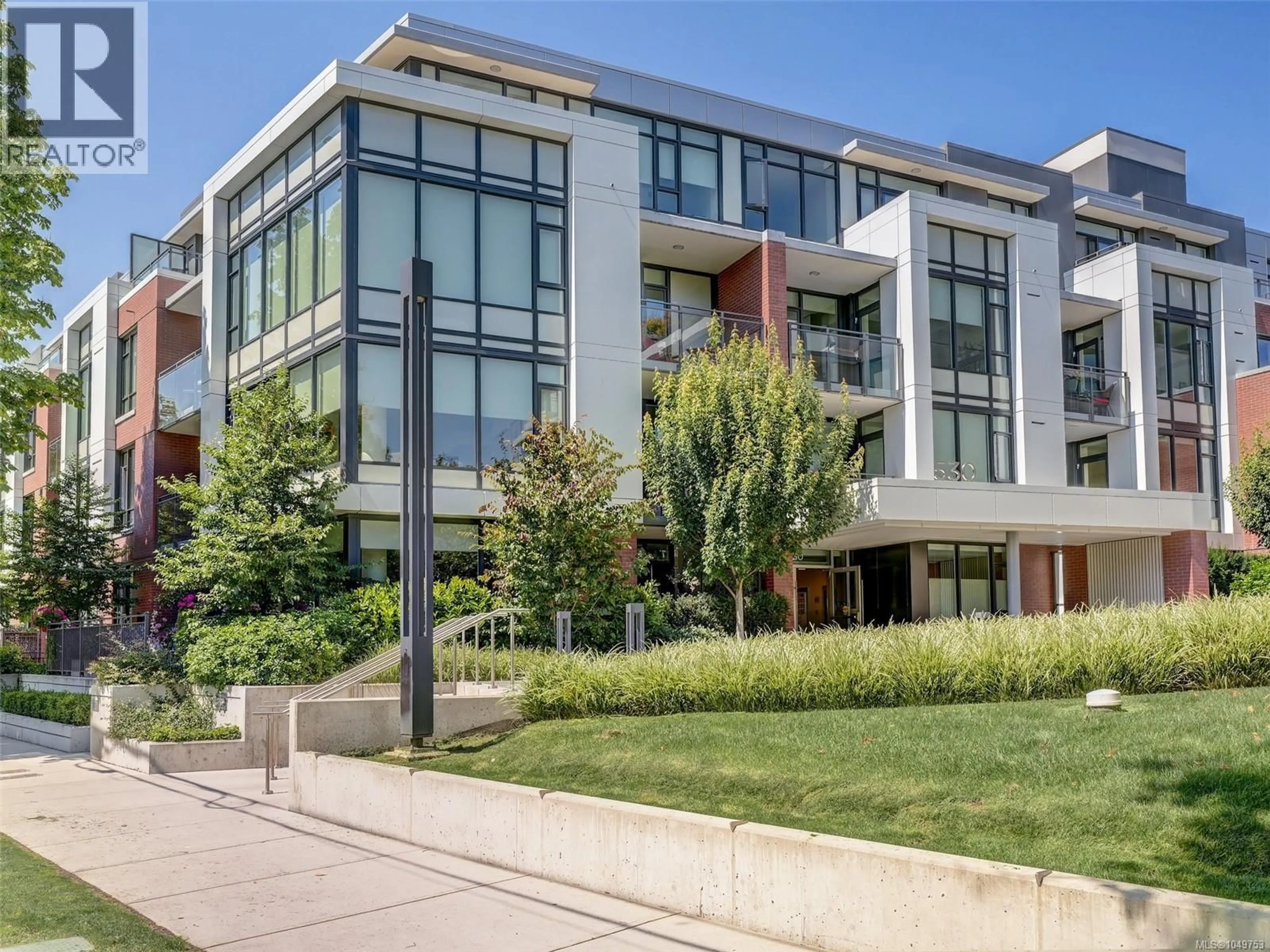Unknown for 302 - 530 MICHIGAN STREET, Victoria British Columbia V8V0G2