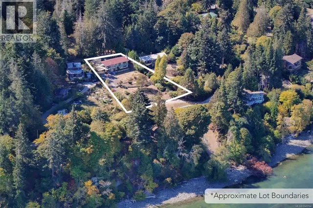 226 ROLAND ROAD, Salt Spring 5