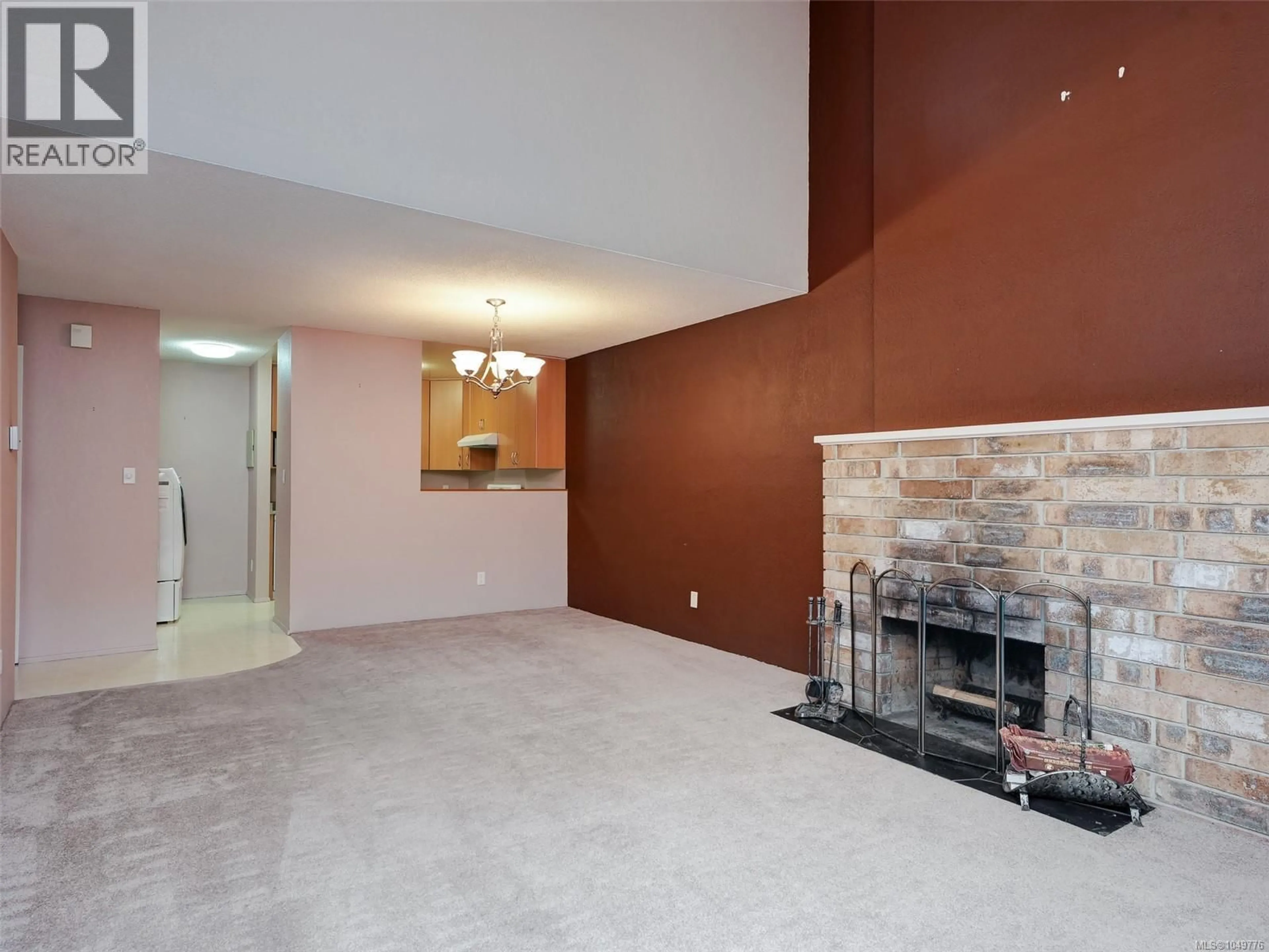 A pic of a room for 3 - 1315 GLADSTONE AVENUE, Victoria British Columbia V8R1R9