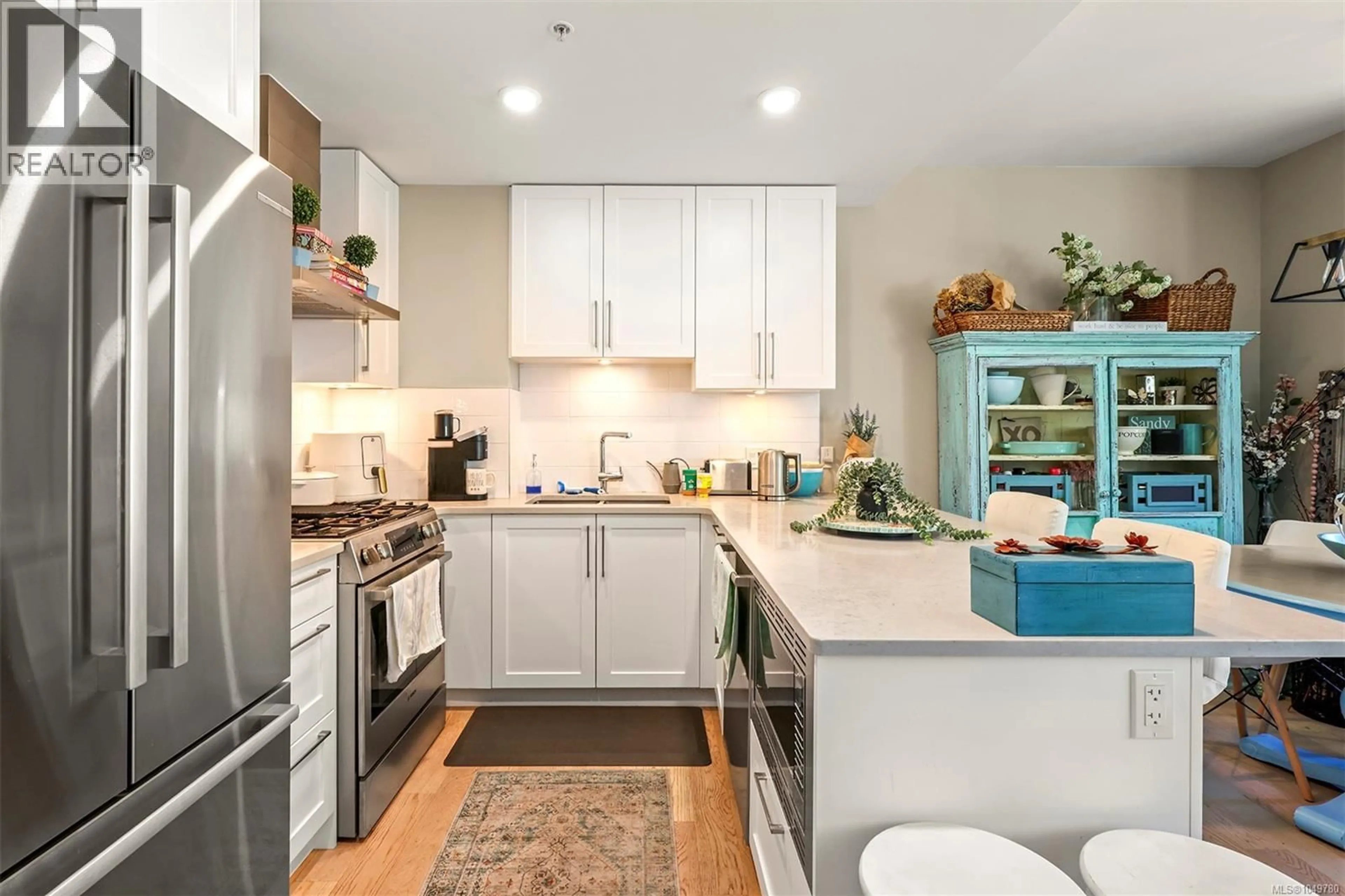 Open concept kitchen, unknown for 407 - 3529 DOLPHIN DRIVE, Nanoose Bay British Columbia V9P9J7