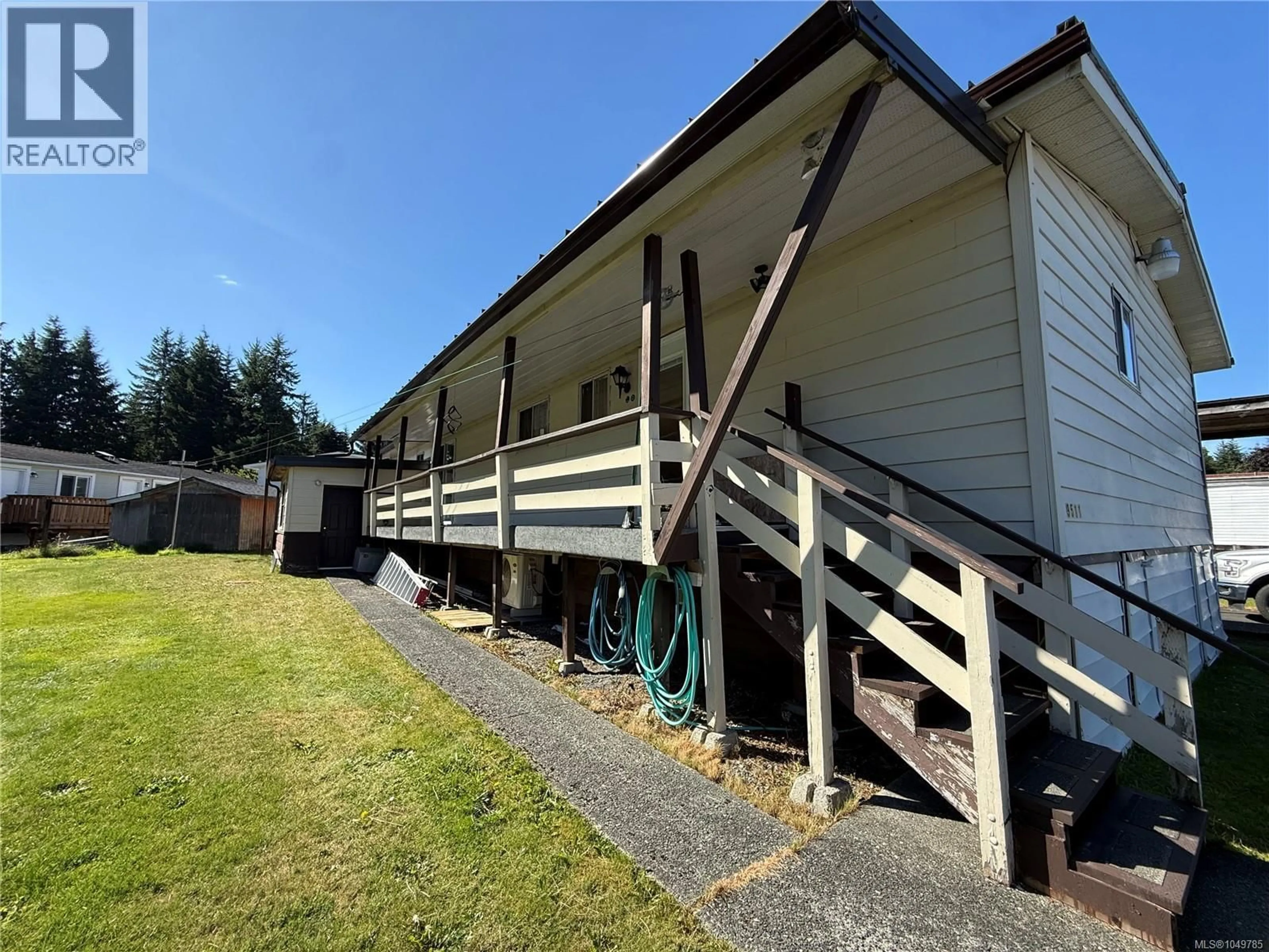 A pic from outside/outdoor area/front of a property/back of a property/a pic from drone, building for 9511 CHANCELLOR HEIGHTS, Port Hardy British Columbia V0N2P0