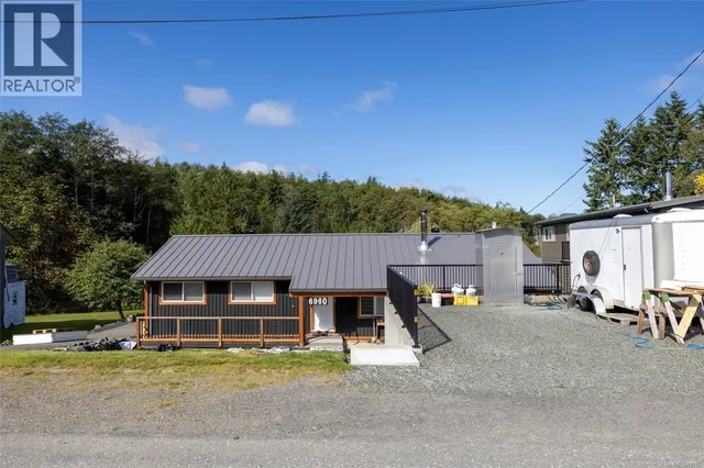 6960 QUATSE CRESCENT, Port Hardy 2