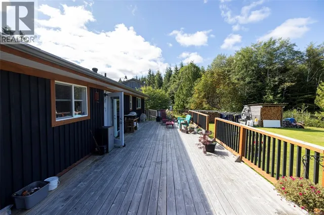 6960 QUATSE CRESCENT, Port Hardy 5