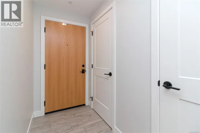 115 - 950 WHIRLAWAY CRESCENT, Langford 4