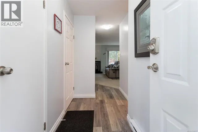904 - 640 BROADWAY STREET, Saanich 4