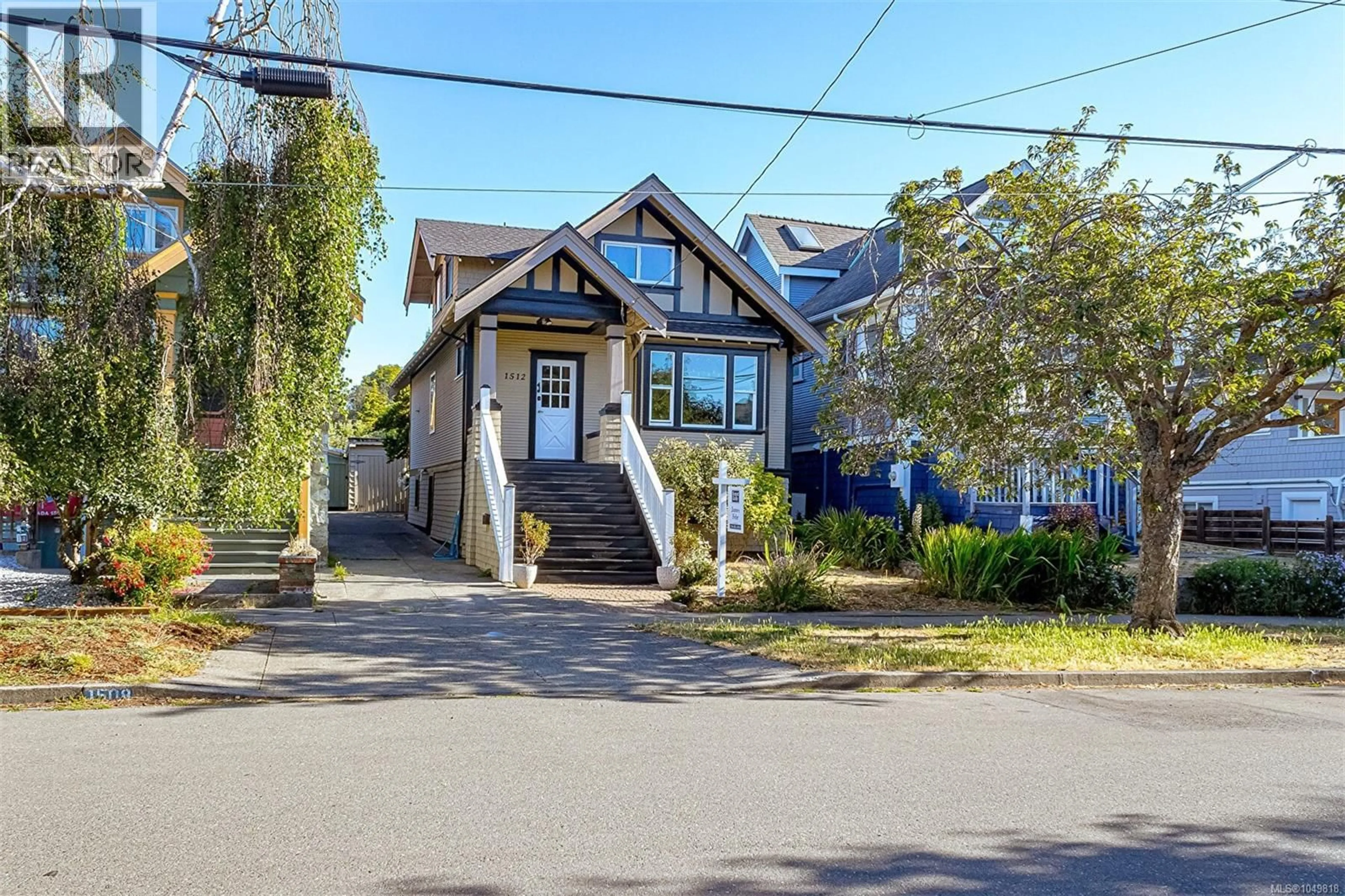 Unknown for 1512 BROOKE STREET, Victoria British Columbia V8S1M5