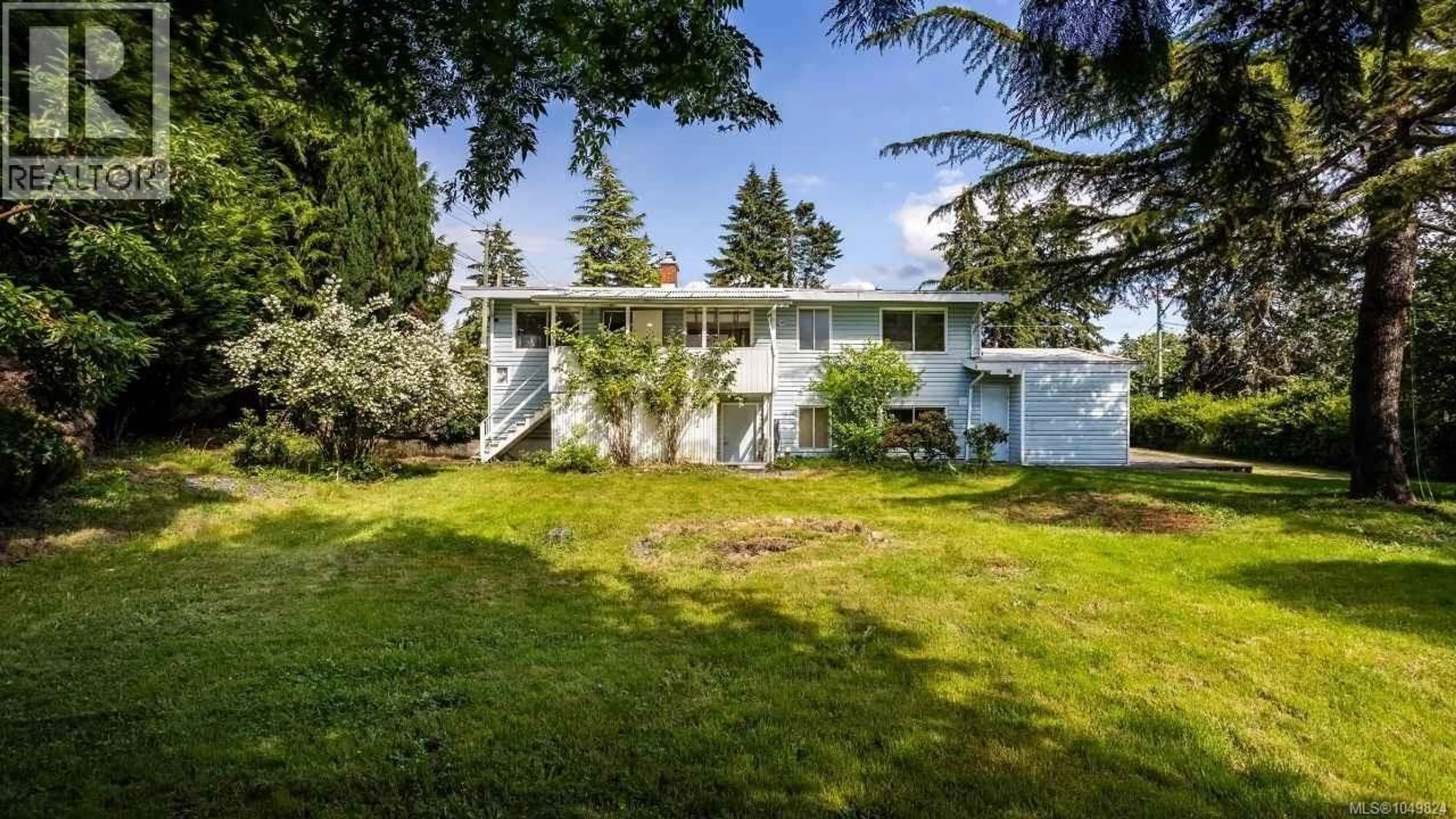A pic from outside/outdoor area/front of a property/back of a property/a pic from drone, unknown for 489 LENHART AVENUE, Nanaimo British Columbia V9S4X4