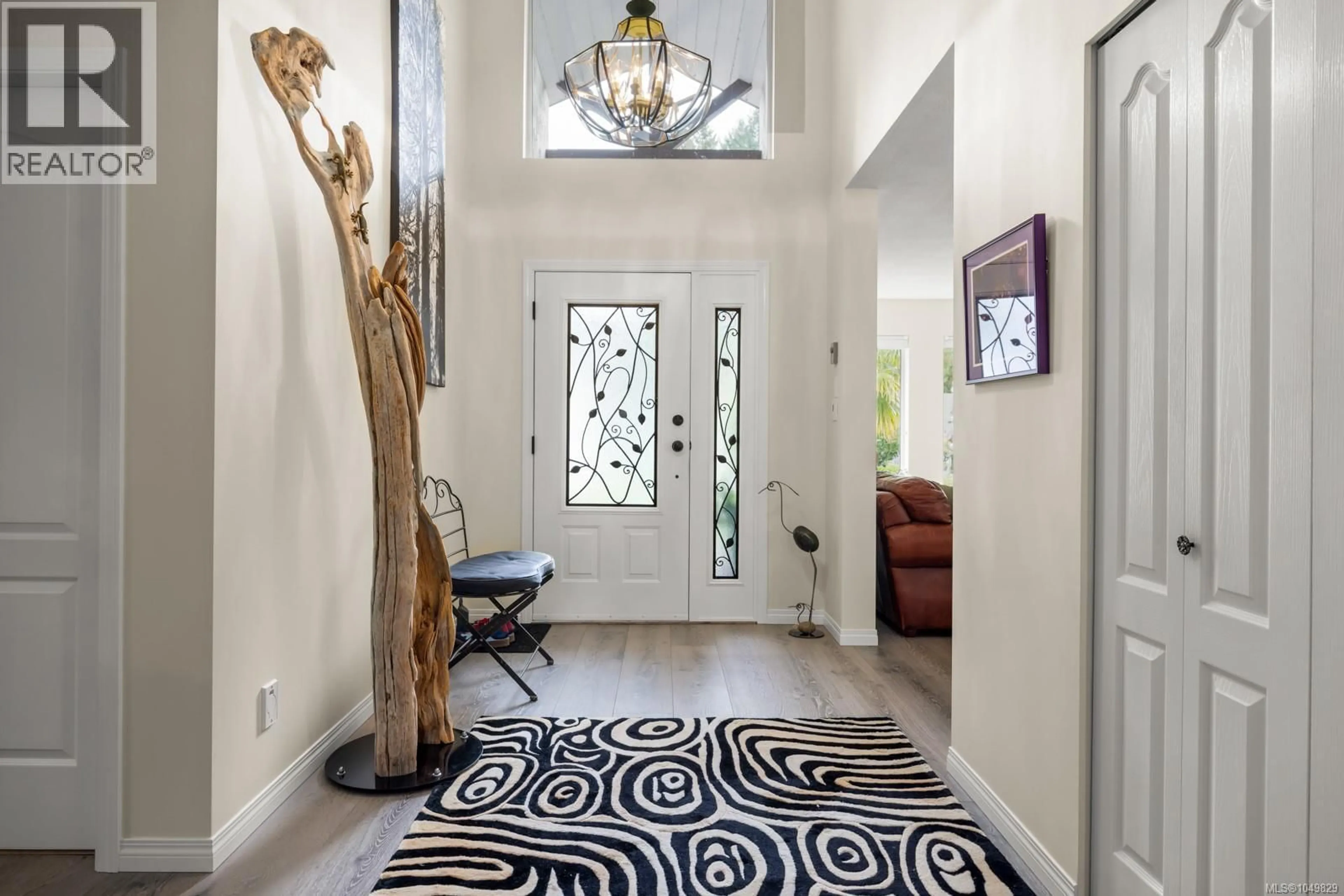 Indoor entryway for 3572 ARBUTUS DRIVE SOUTH, Cobble Hill British Columbia V8H0K8