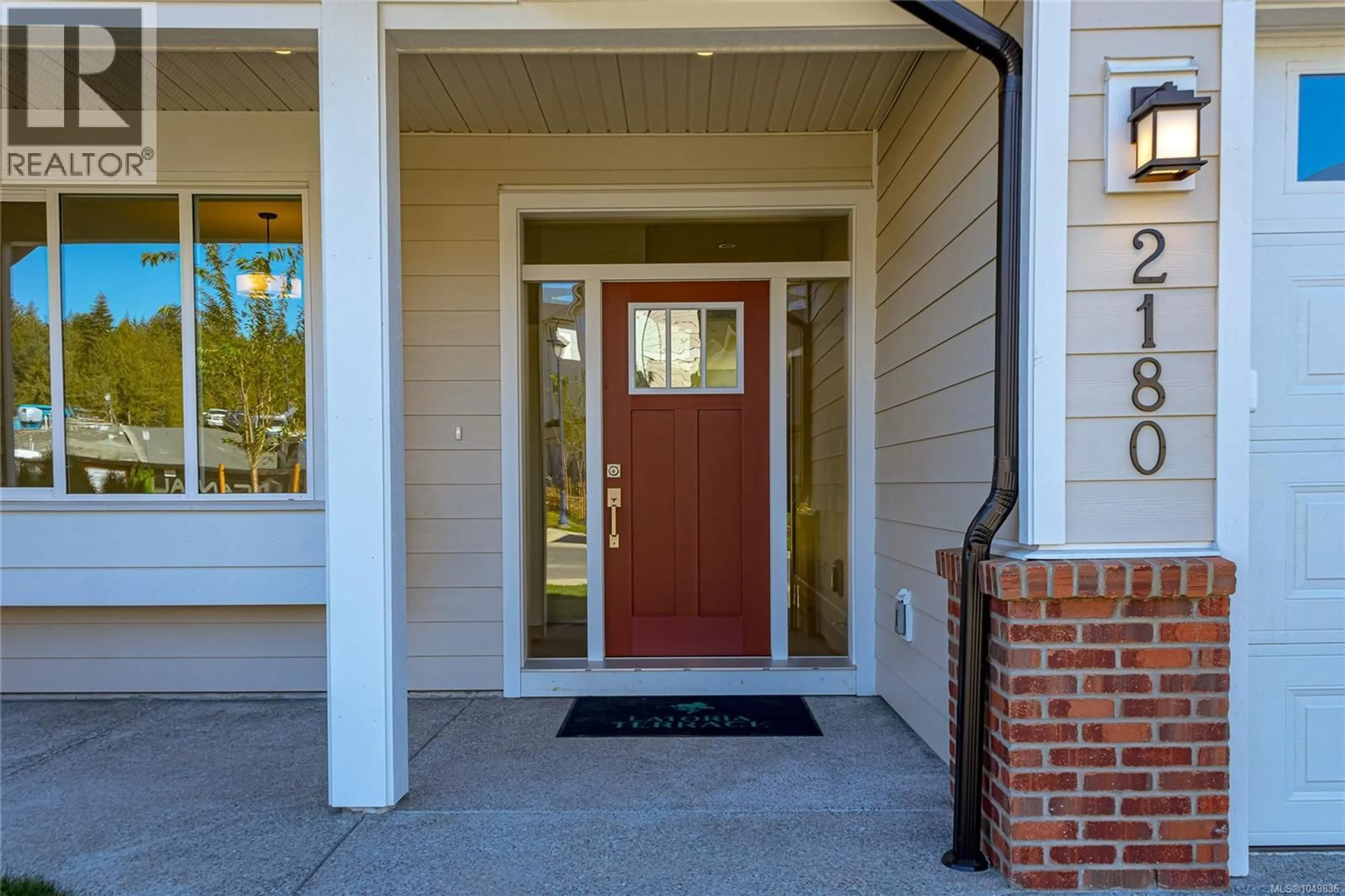 Indoor entryway for 2180 BELLFLOWER DRIVE, Langford British Columbia V9C0S6