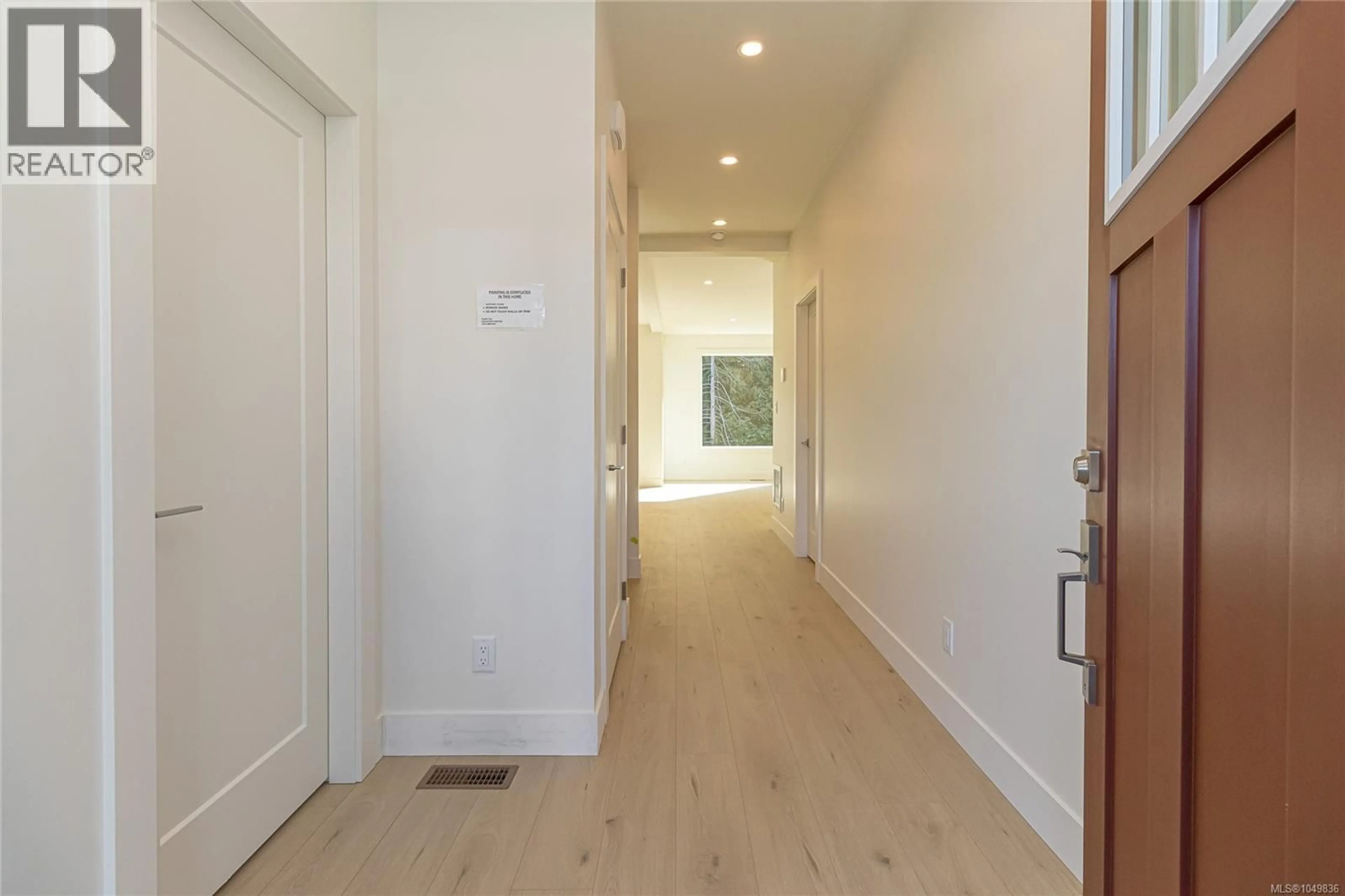 Indoor entryway for 2180 BELLFLOWER DRIVE, Langford British Columbia V9C0S6