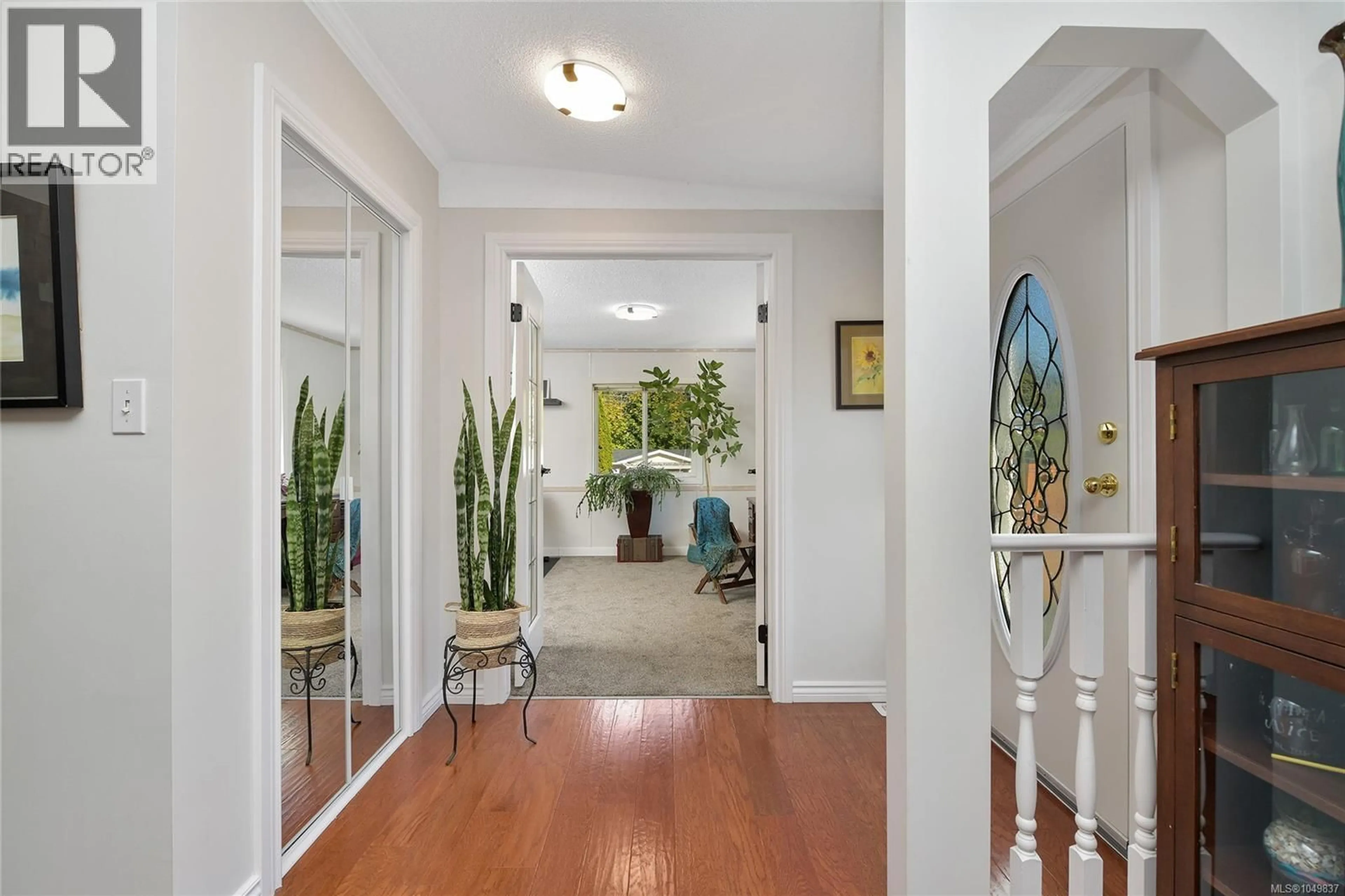 Indoor foyer for 116 - 1751 NORTHGATE ROAD, Cobble Hill British Columbia V0R1L6