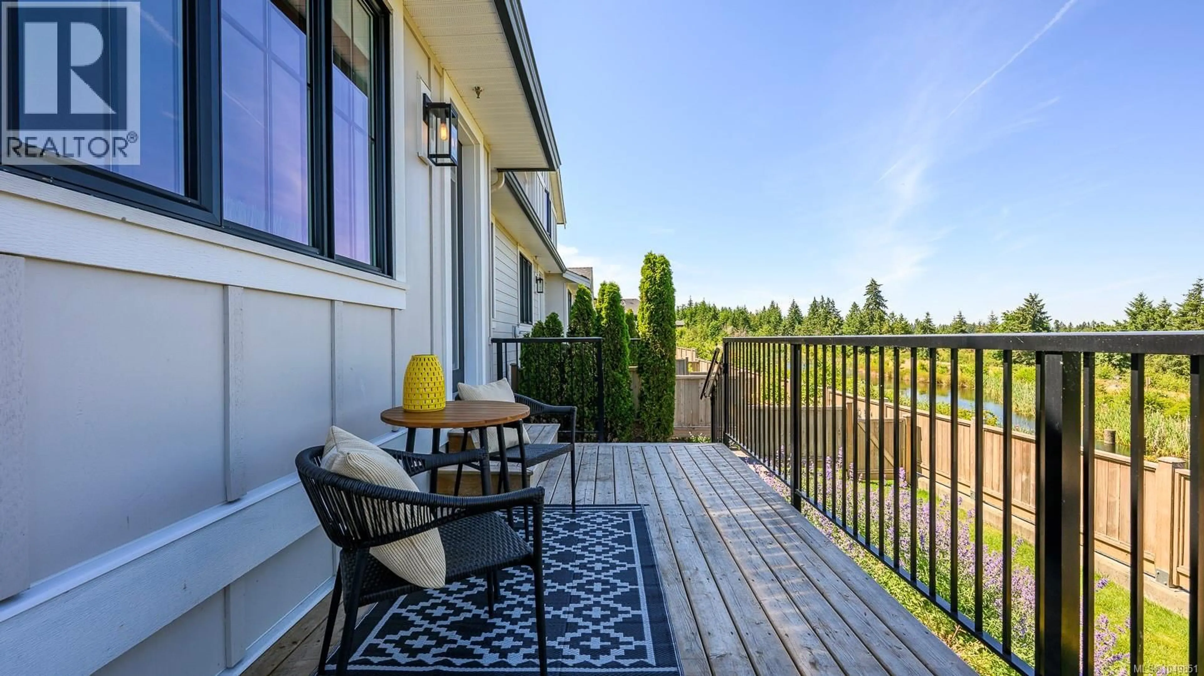 Patio, water/lake/river/ocean view for 107 - 4098 BUCKSTONE ROAD, Courtenay British Columbia V9N0H2