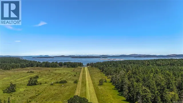 730 TREETOPS SPUR, Sidney Island 5
