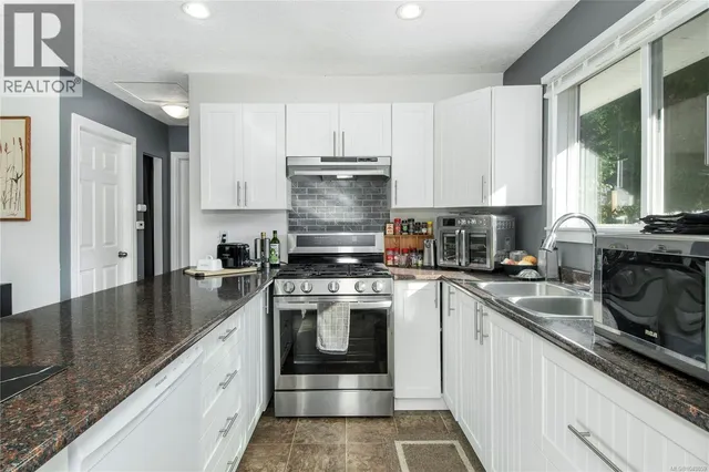 1890 15TH AVENUE, Campbell River 4
