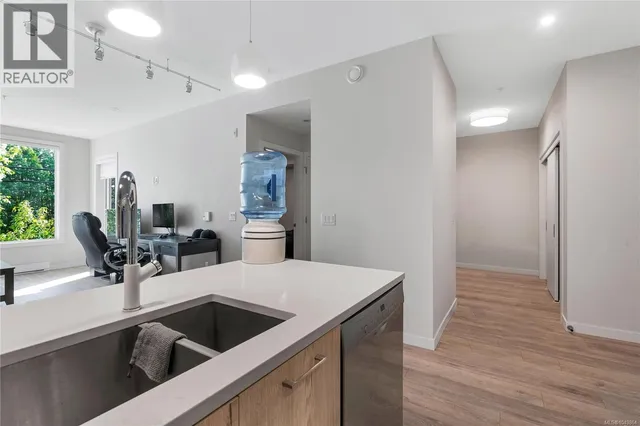 204 - 1588 NORTH DAIRY ROAD, Saanich 5