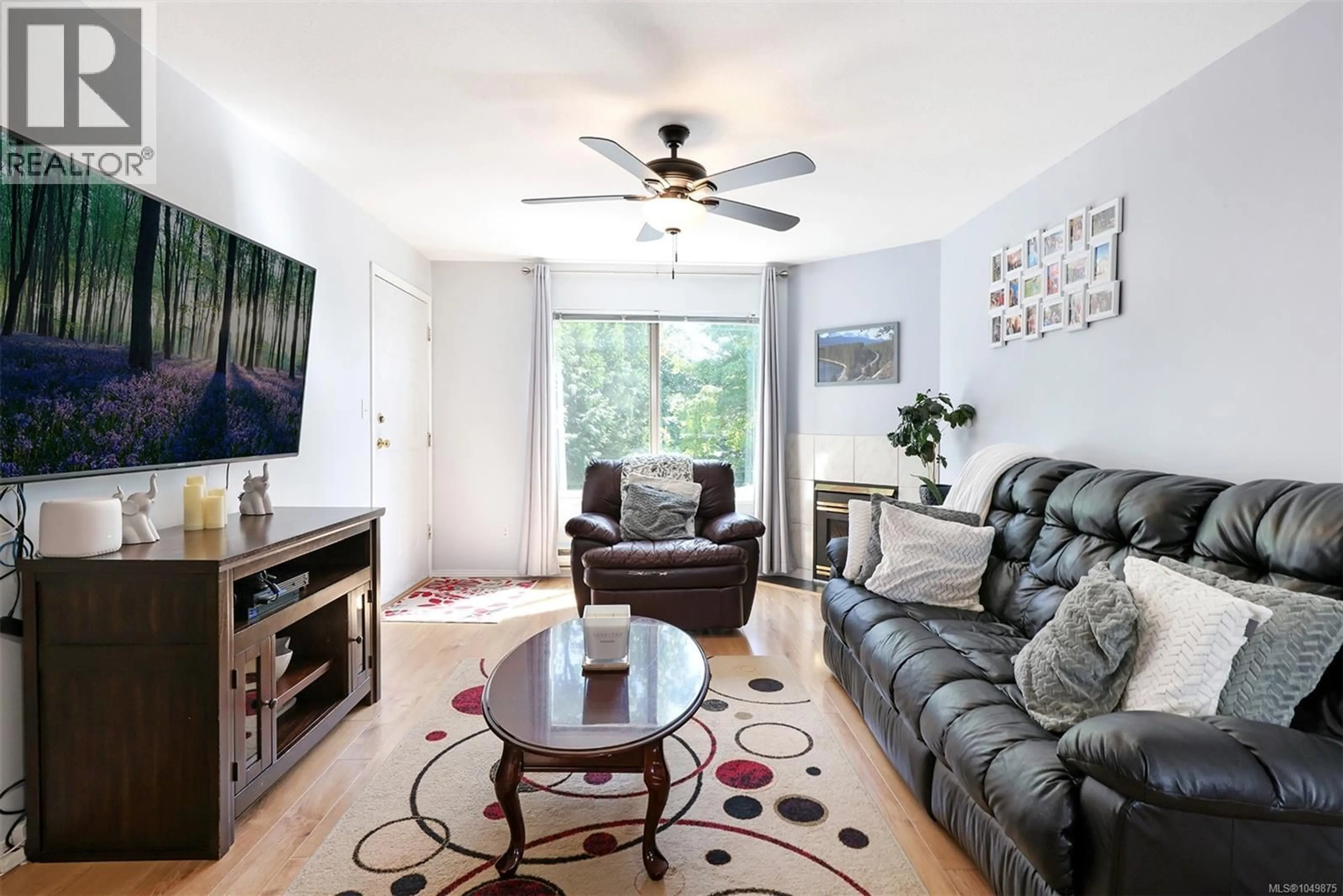 Living room with furniture, unknown for 202 - 4685 ALDERWOOD PLACE, Courtenay British Columbia V9N9A1