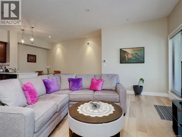 404 - 1335 BEAR MOUNTAIN PARKWAY, Langford 4