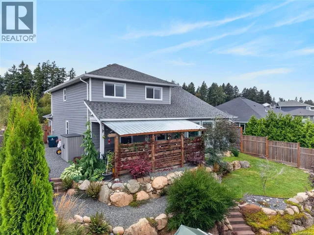 3360 HARBOURVIEW BOULEVARD, Courtenay 2