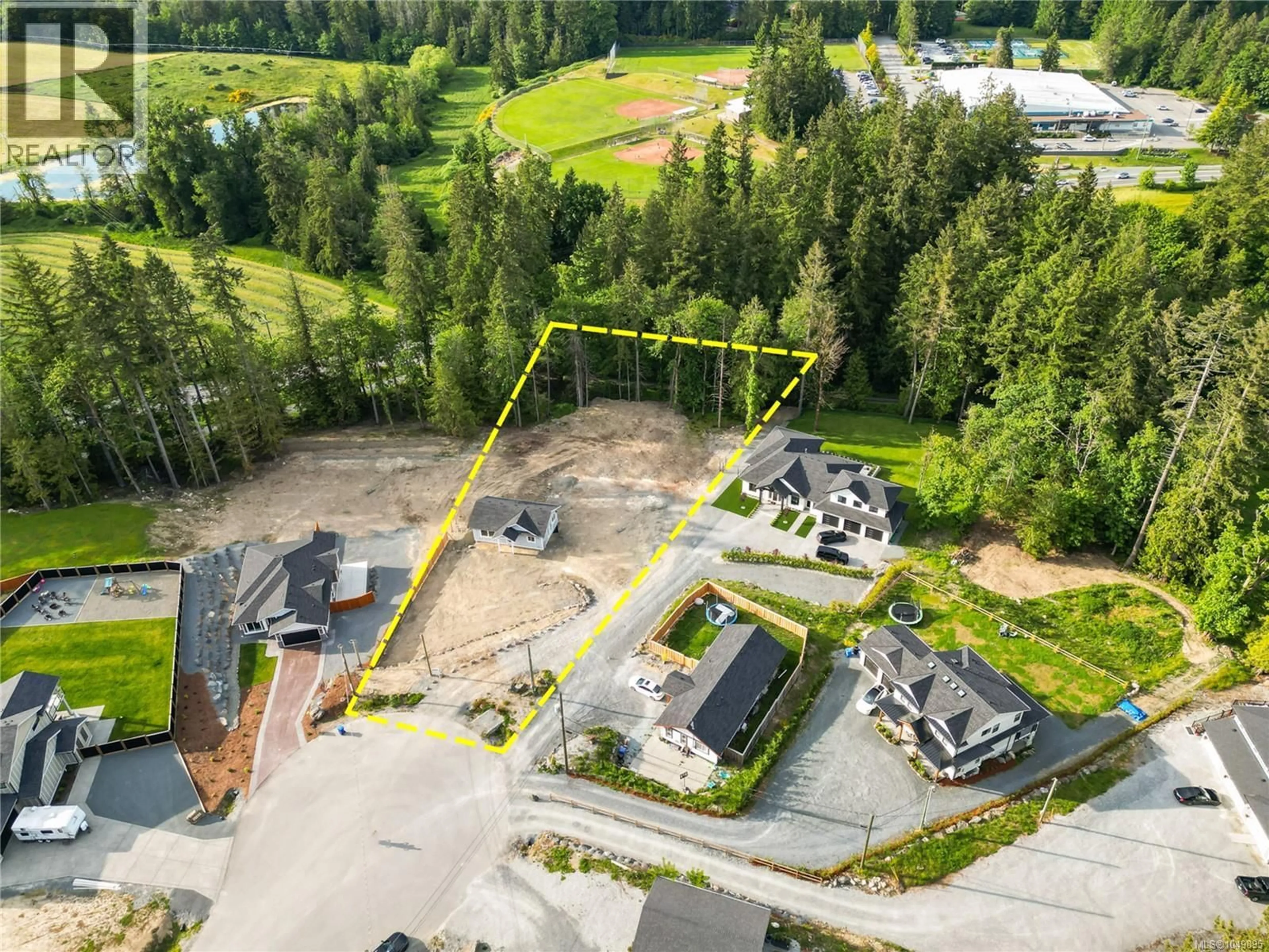 A pic from outside/outdoor area/front of a property/back of a property/a pic from drone, unknown for 2788 SHELDRAKE PLACE, Mill Bay British Columbia V0R2P2