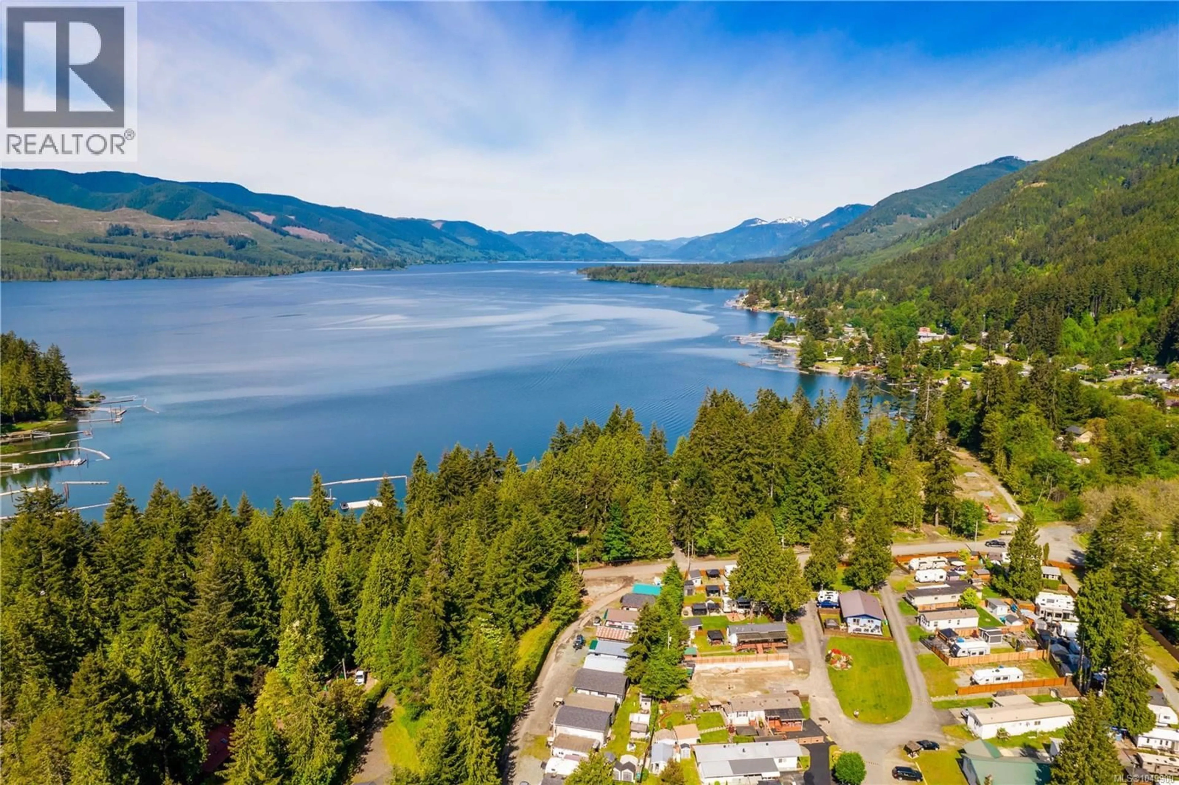 A pic from outside/outdoor area/front of a property/back of a property/a pic from drone, water/lake/river/ocean view for 3 - 8290 SA-SEEN-OS ROAD, Youbou British Columbia V0R3E1