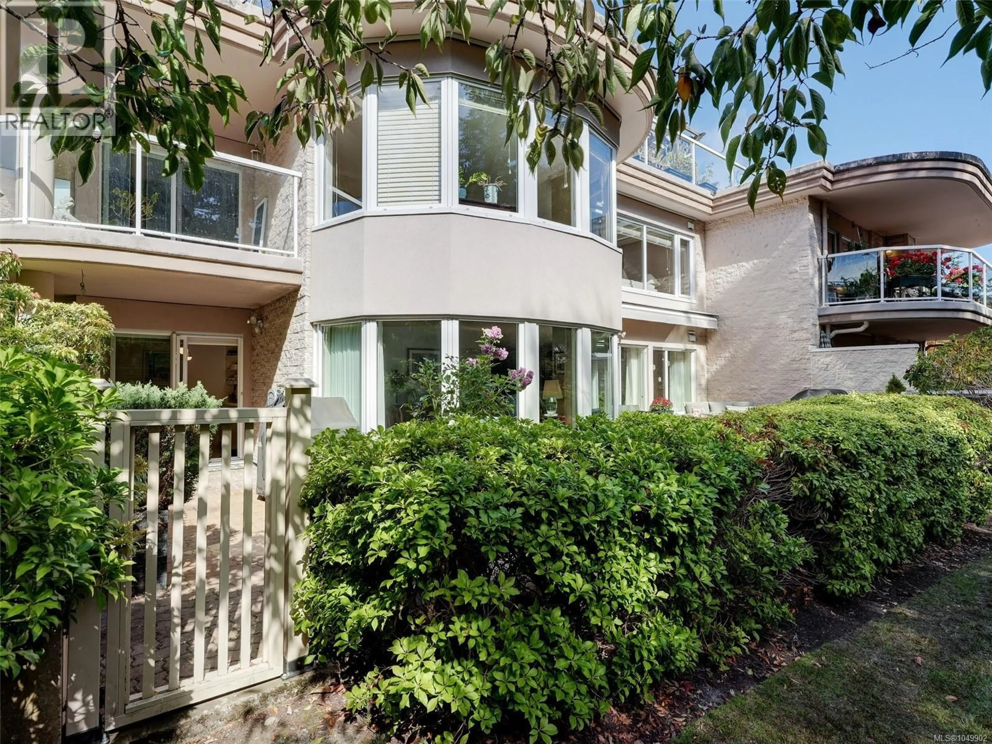 Unknown for 3105 - 2829 ARBUTUS ROAD, Saanich British Columbia V8N5X5