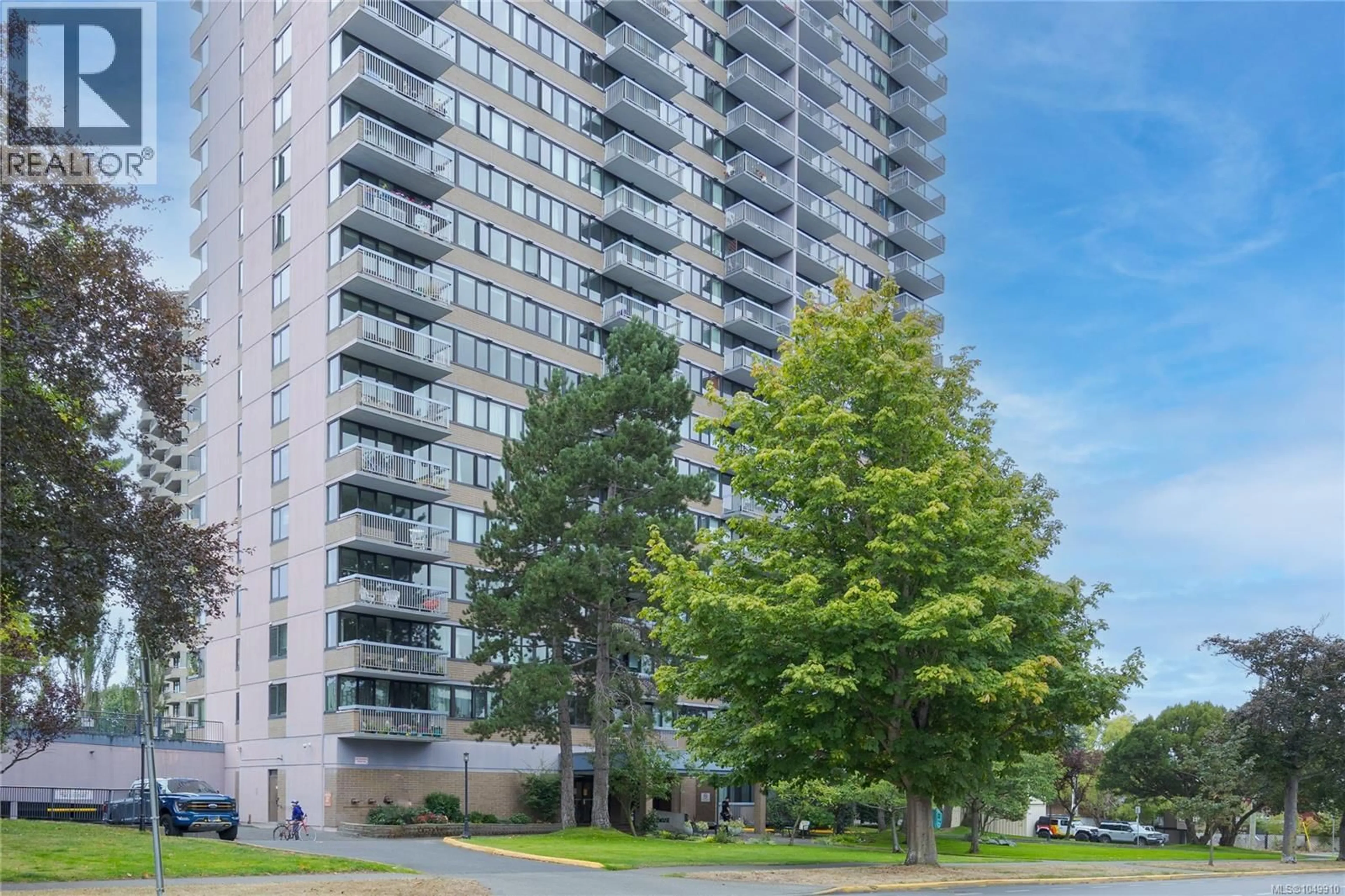 Unknown for 303 - 647 MICHIGAN STREET, Victoria British Columbia V8V1S9