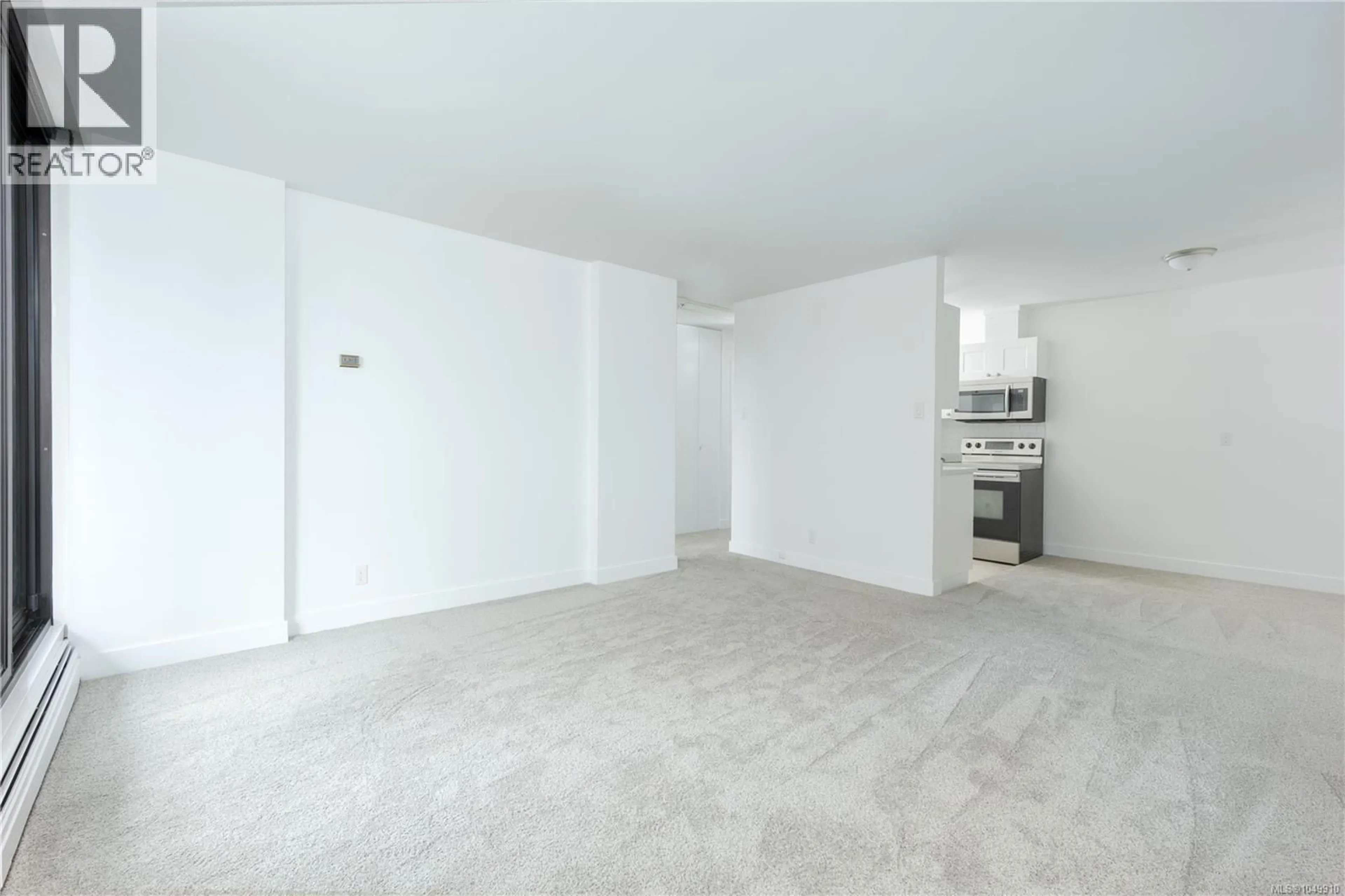 A pic of a room for 303 - 647 MICHIGAN STREET, Victoria British Columbia V8V1S9