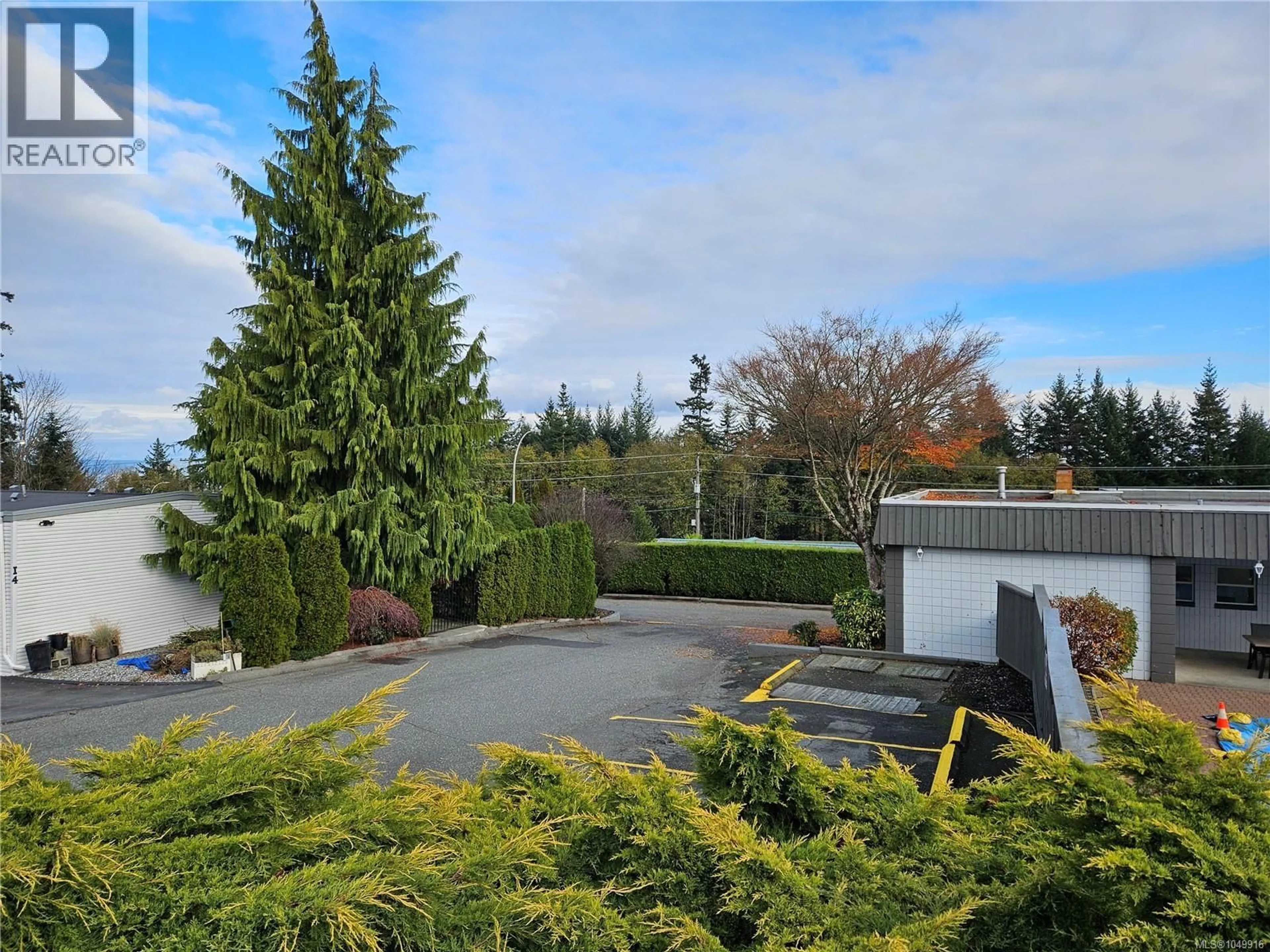 A pic from outside/outdoor area/front of a property/back of a property/a pic from drone, unknown for 13 - 10980 WESTDOWNE ROAD, Ladysmith British Columbia V9G1X2