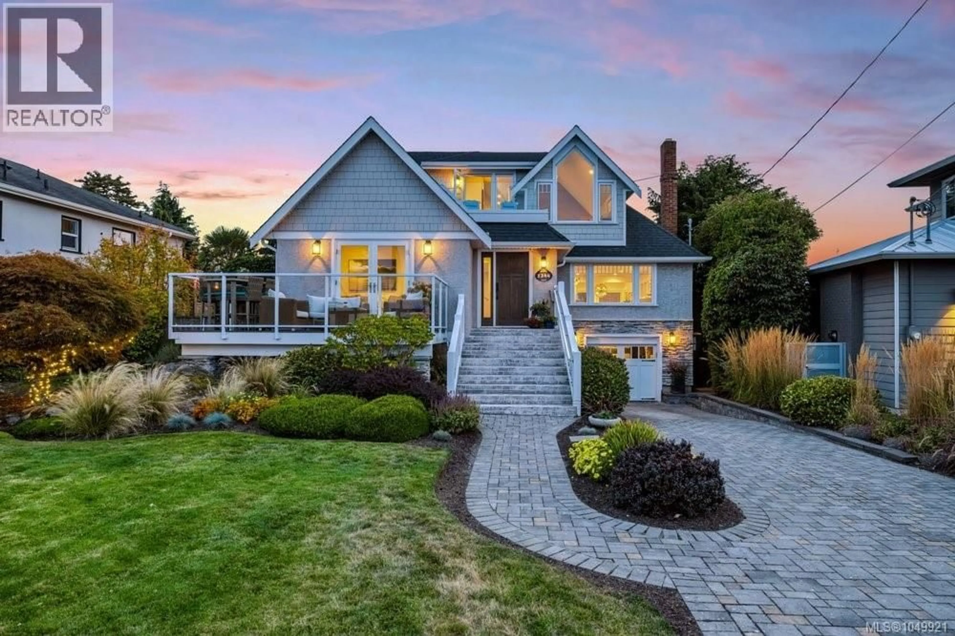 Home with brick exterior material, street for 1244 BEACH DRIVE, Oak Bay British Columbia V8S2N3