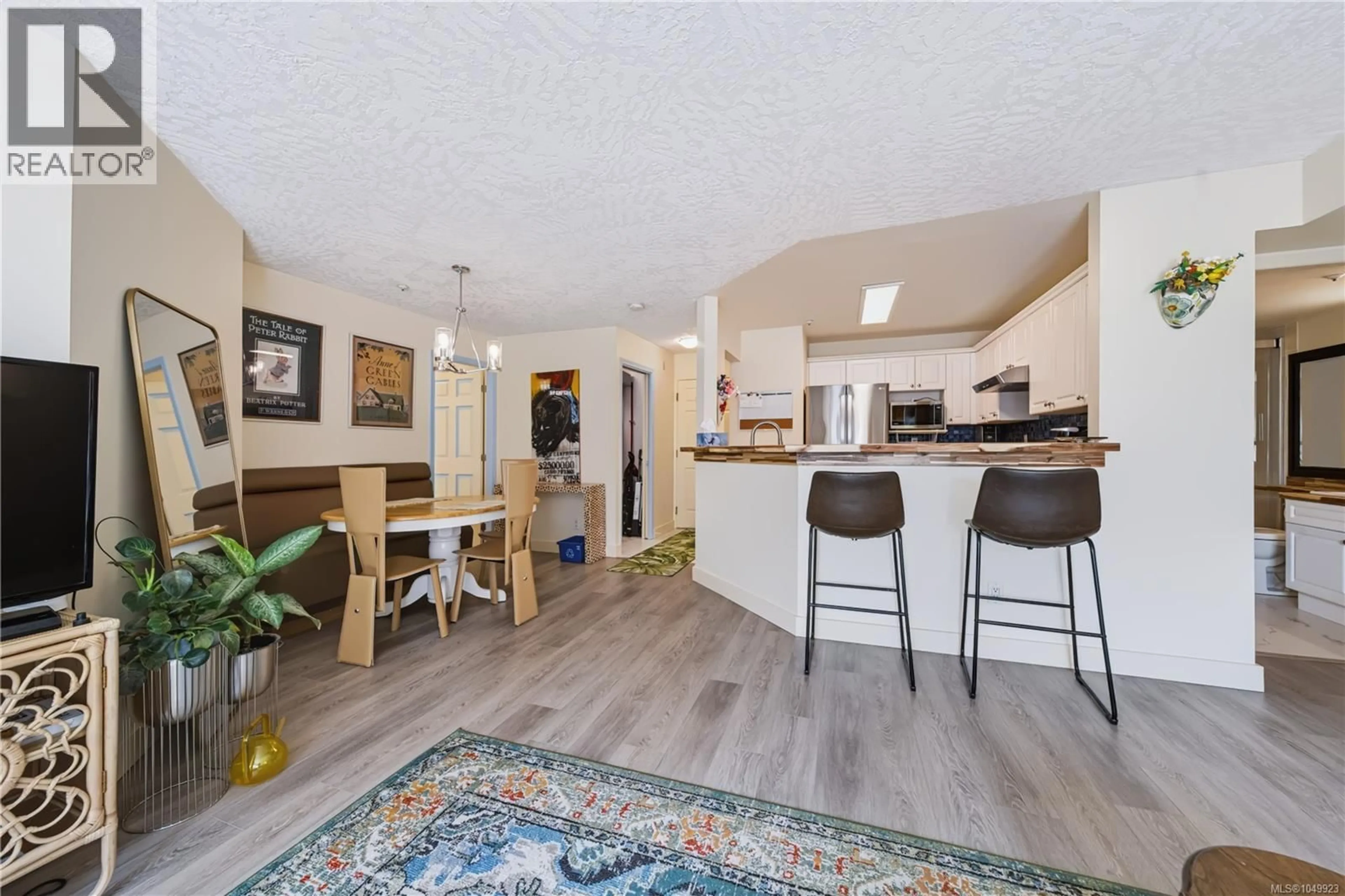 Open concept kitchen, unknown for 212 - 4965 VISTA VIEW CRESCENT, Nanaimo British Columbia V9V1S1